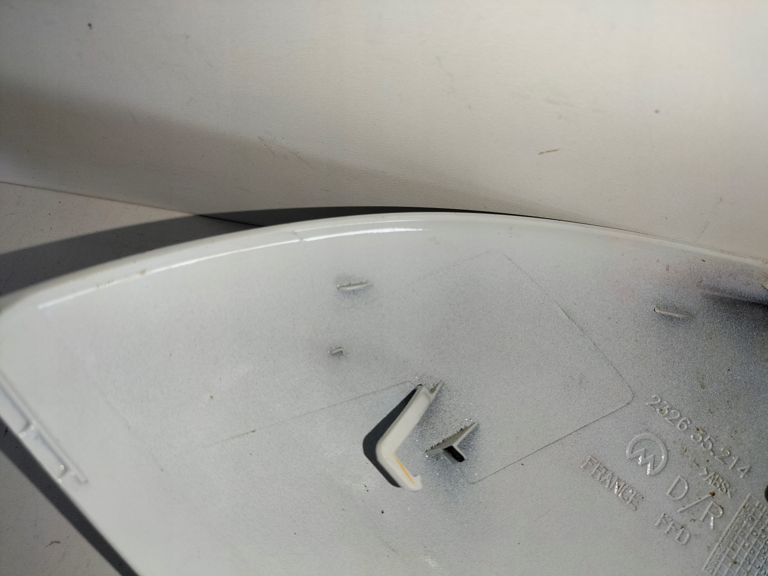 OBAL PRAVÉHO ZRKADLA VW PASSAT B8 14-