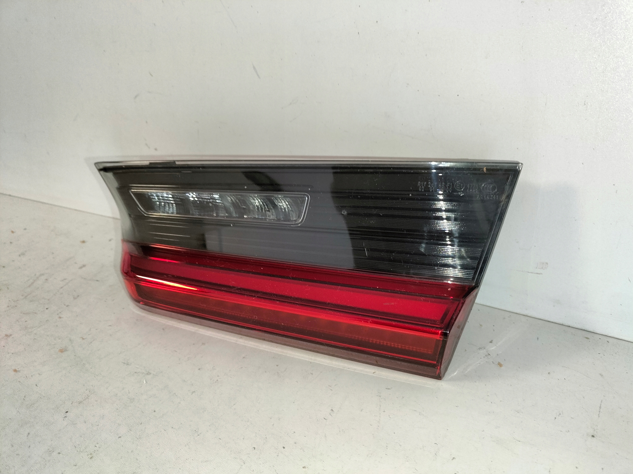 PRAVE ZADNE SVETLO BMW 3 G20 G21 19- LED