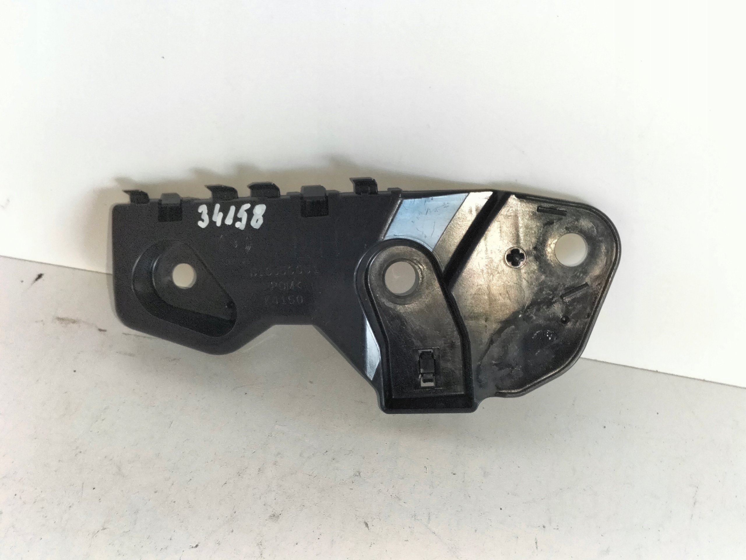 DRZIAK PREDNEHO NARAZNIKA LAVY MAZDA CX3 CX-3 15-