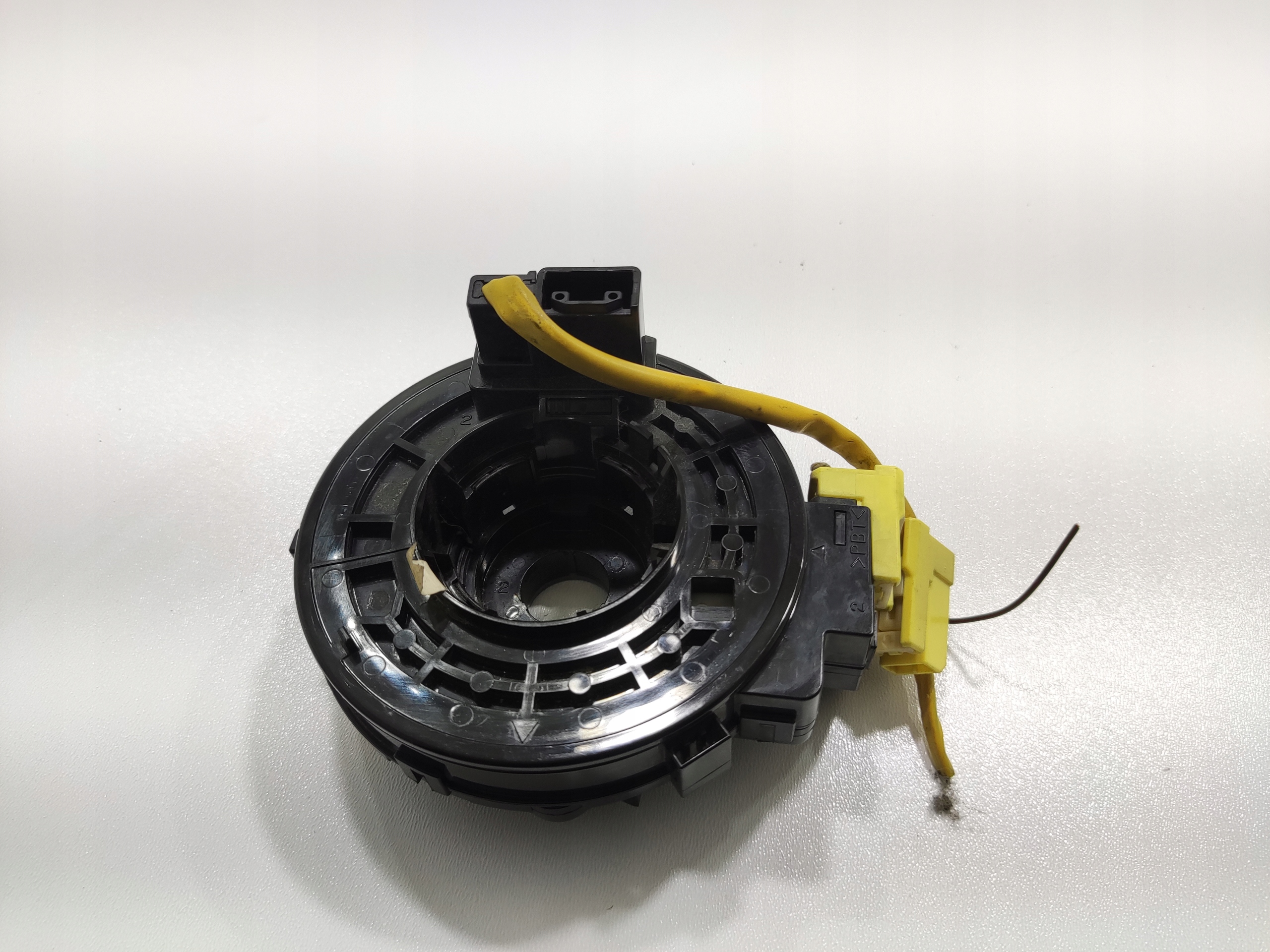 AIRBAGOVY KRUZOK POD VOLANT TOYOTA RAV4 II 2000-2003