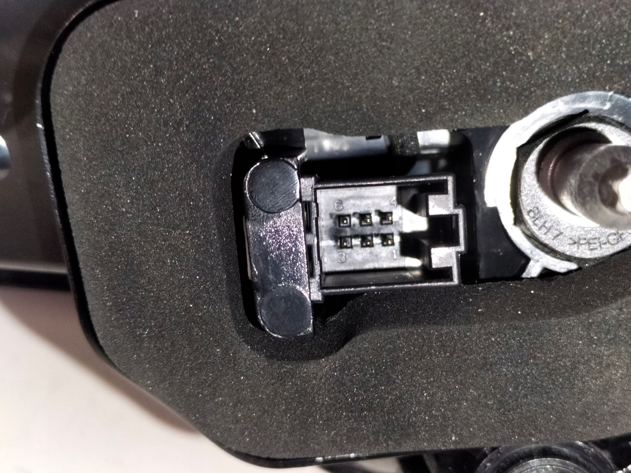 LAVE ZADNE SVETLO AUDI A4 B9 15-19 SEDAN LED