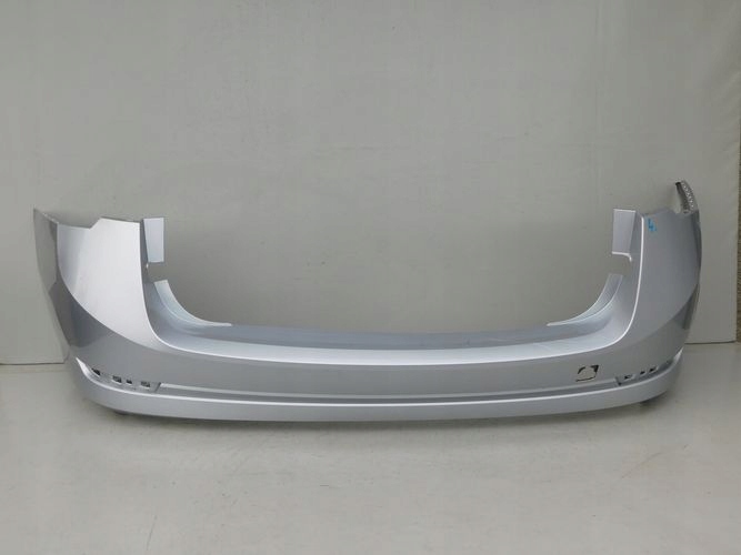 SKODA OCTAVIA IV KOMBI 19- ZADNÝ NÁRAZNÍK