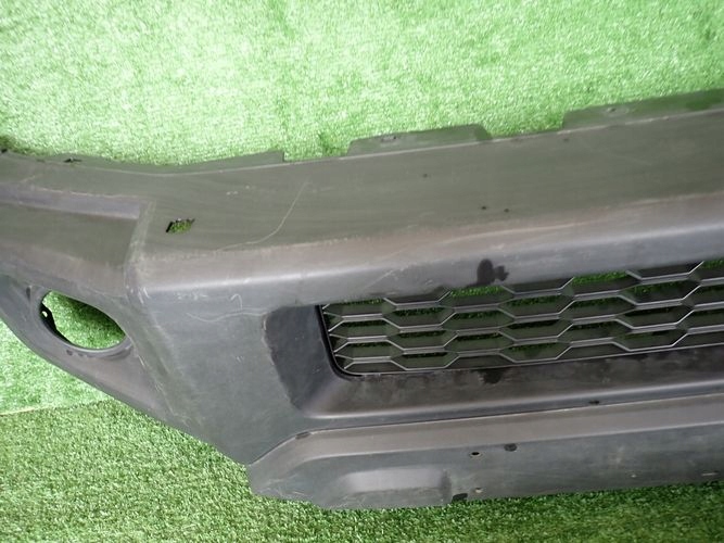 SUZUKI JIMNY 18- PREDNÝ NÁRAZNÍK NASAVANIE VZDUCHU