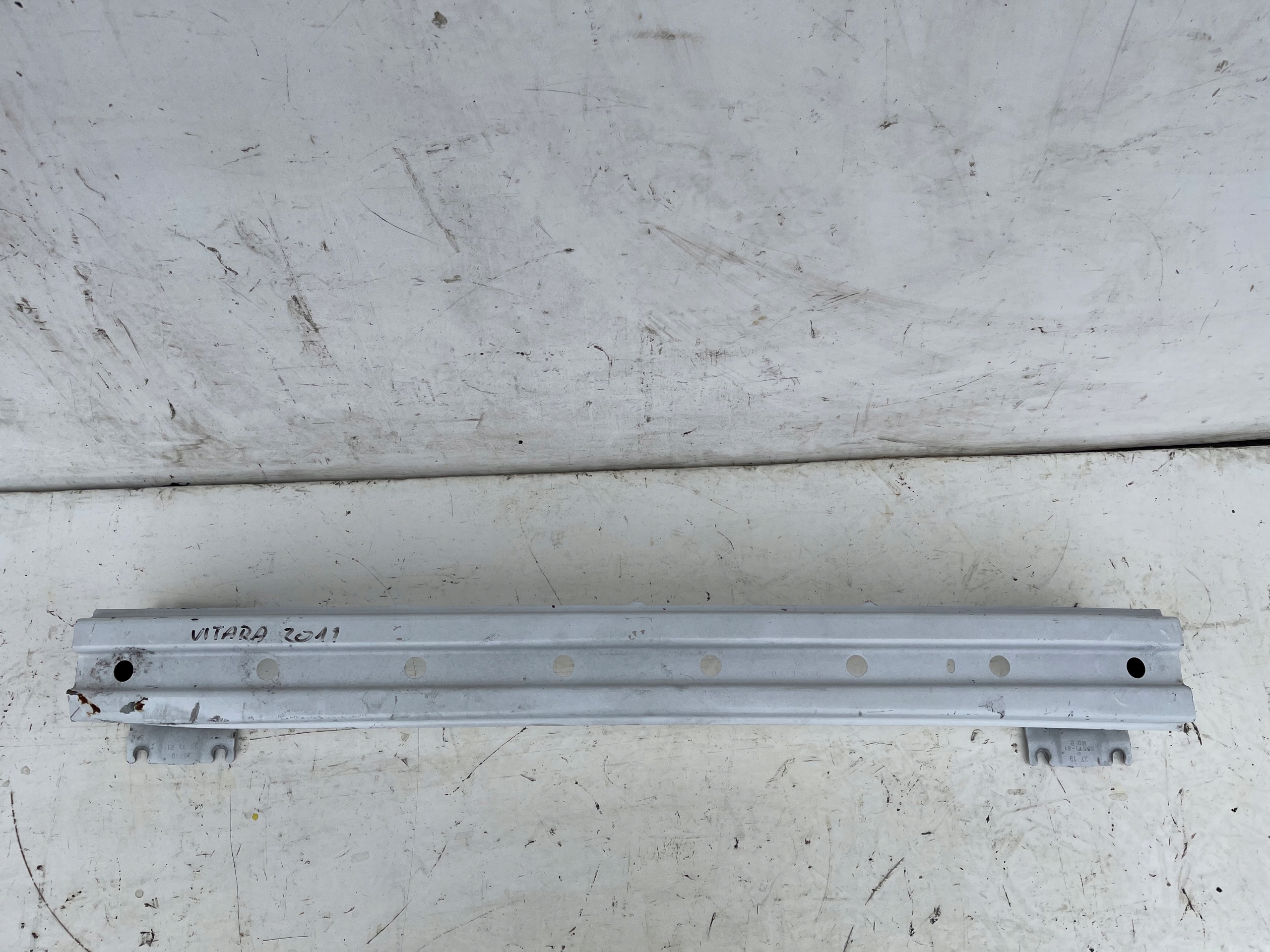 VÝSTUHA ZADNÉHO NÁRAZNÍKA SUZUKI VITARA 15-