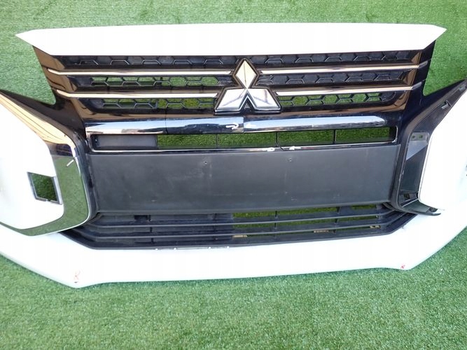 MITSUBISHI SPACE SATR LIFT 19- PREDNÝ NÁRAZNÍK