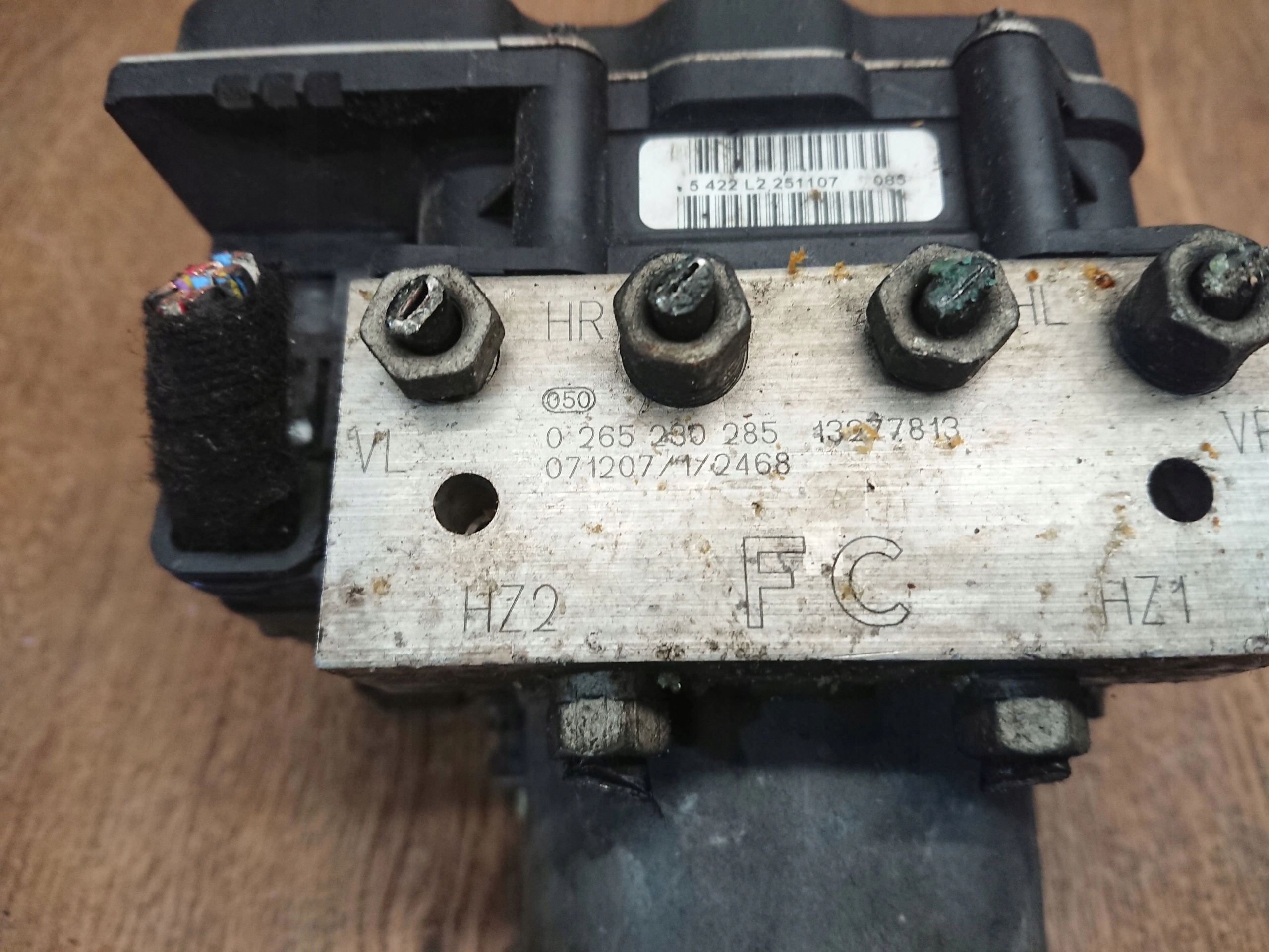 OPEL CORSA D KOCKA ABS 0265950402