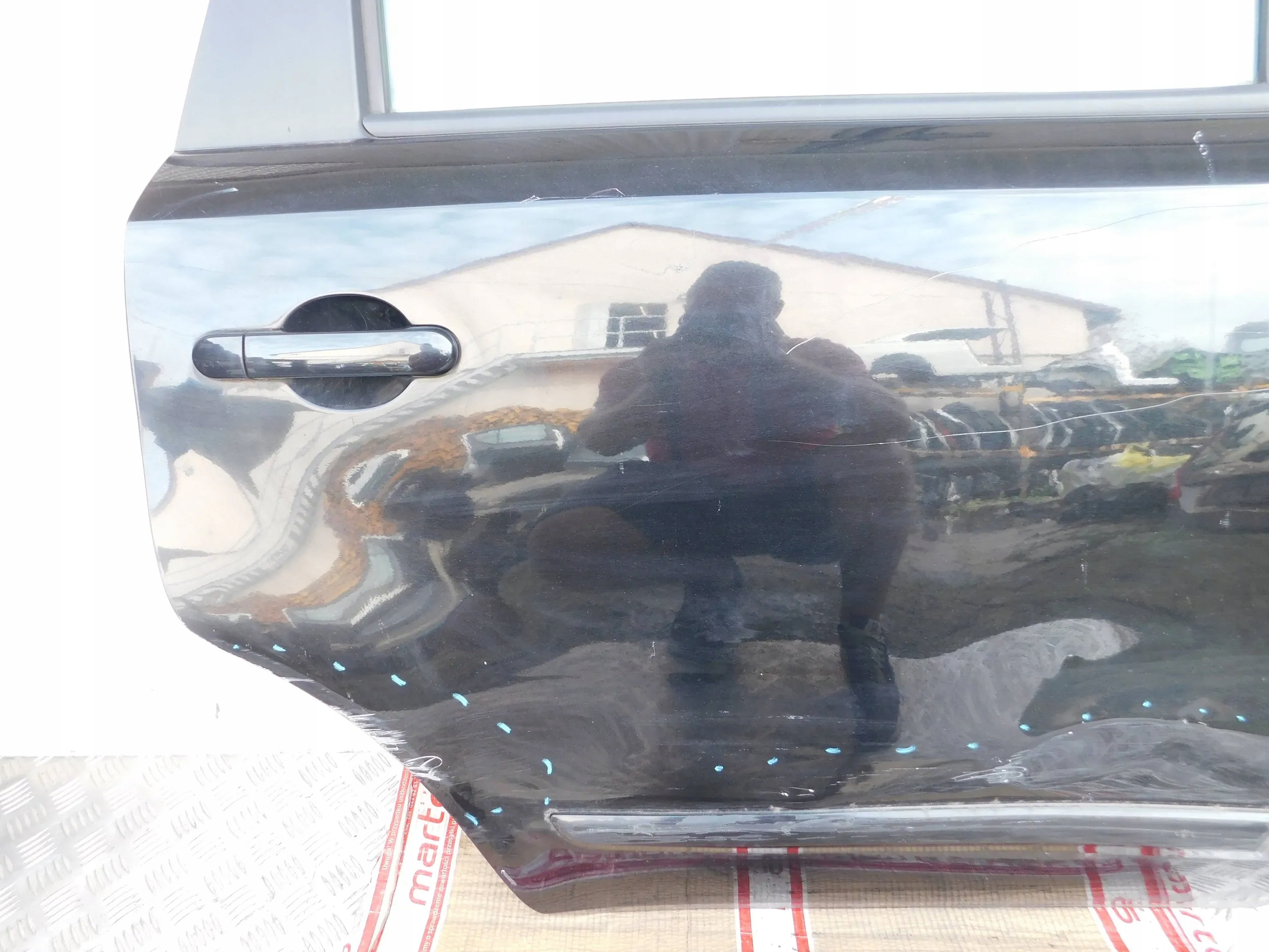 PRAVE ZADNE DVERE NISSAN NOTE 06-