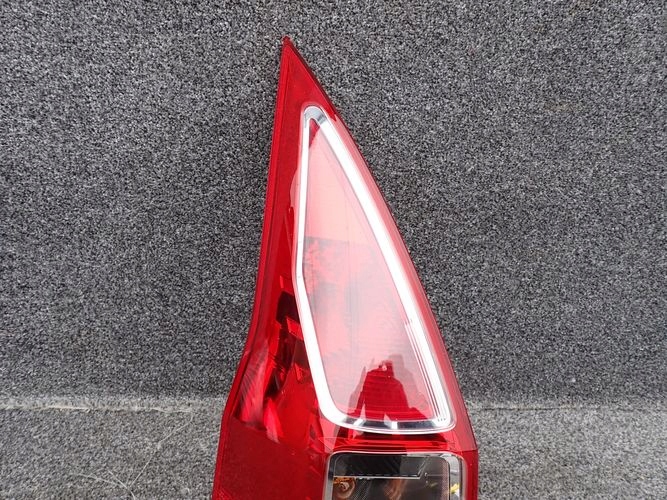 RENAULT MEGANE II KOMBI LIFT 06-08  LAVE ZADNE SVETLO