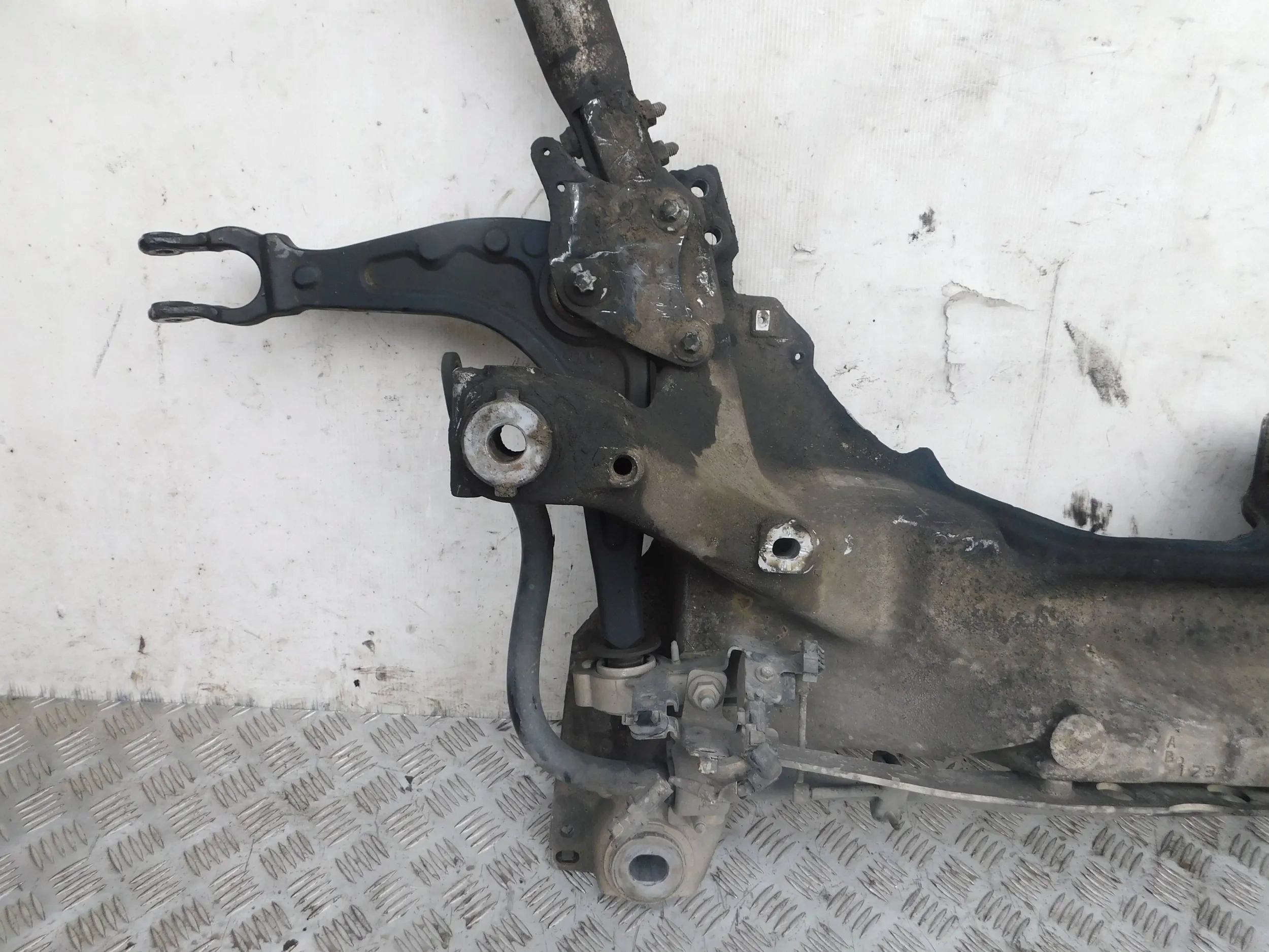 NÁPRAVA NÁPRAVNICA CITROEN C5 III 08-