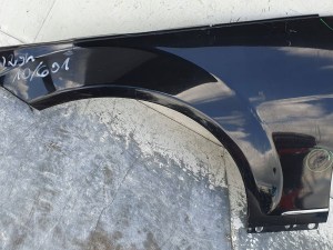 MERCEDES C W204 204 A2048810101 ĽAVÝ PREDNÝ BLATNÍK MERCEDES C W204 204 A2048810101 ĽAVÝ PREDNÝ BLATNÍK