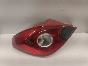 Opel corsa d LAVE ZADNE SVETLO hb 3D Opel corsa d LAVE ZADNE SVETLO hb 3D