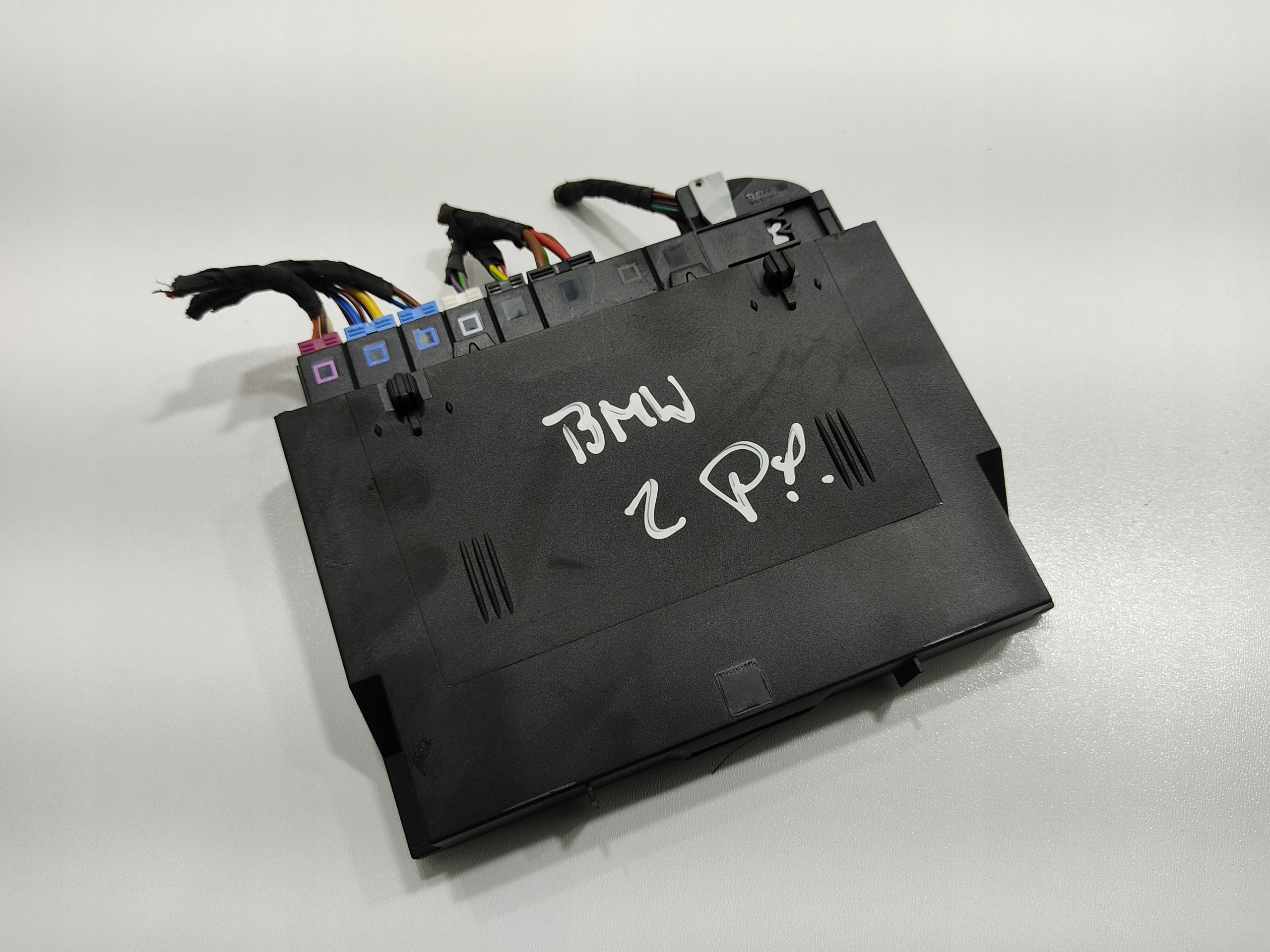 MODUL RIADIACA JEDNOTKA PRAVEJ SEDAČKY BMW E92 E93 9134668 2007-2012