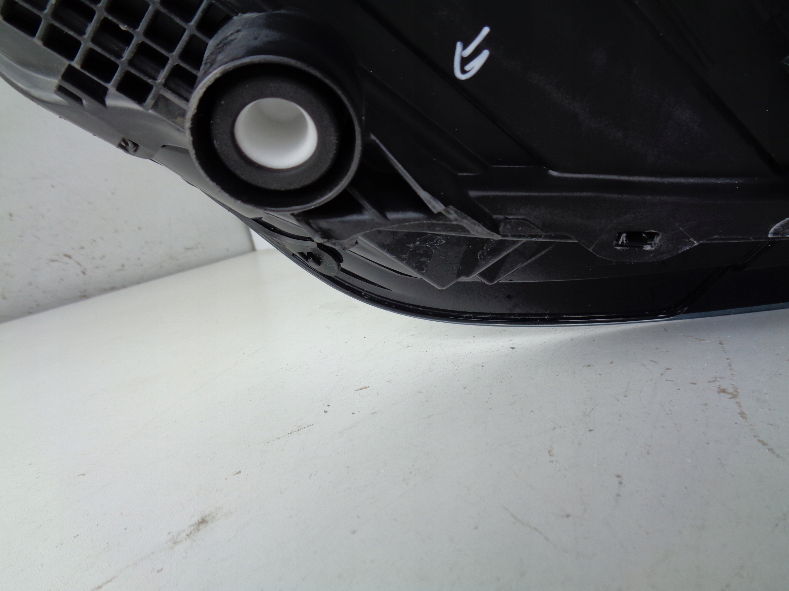 LAVE PREDNE SVETLO AUDI A1 82A 18-