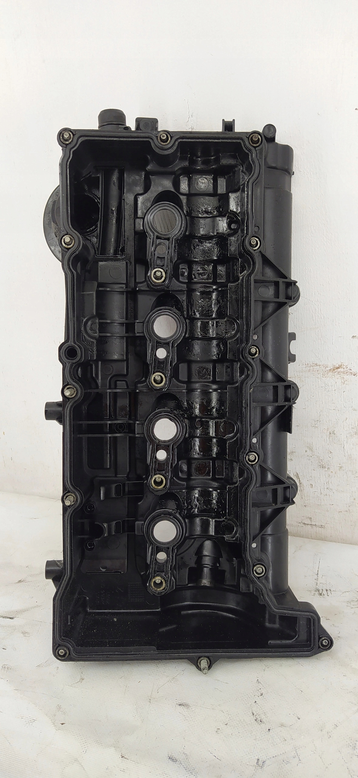 BMW X1 E84 2.0D KRYT VEKO VENTILOV 8570829