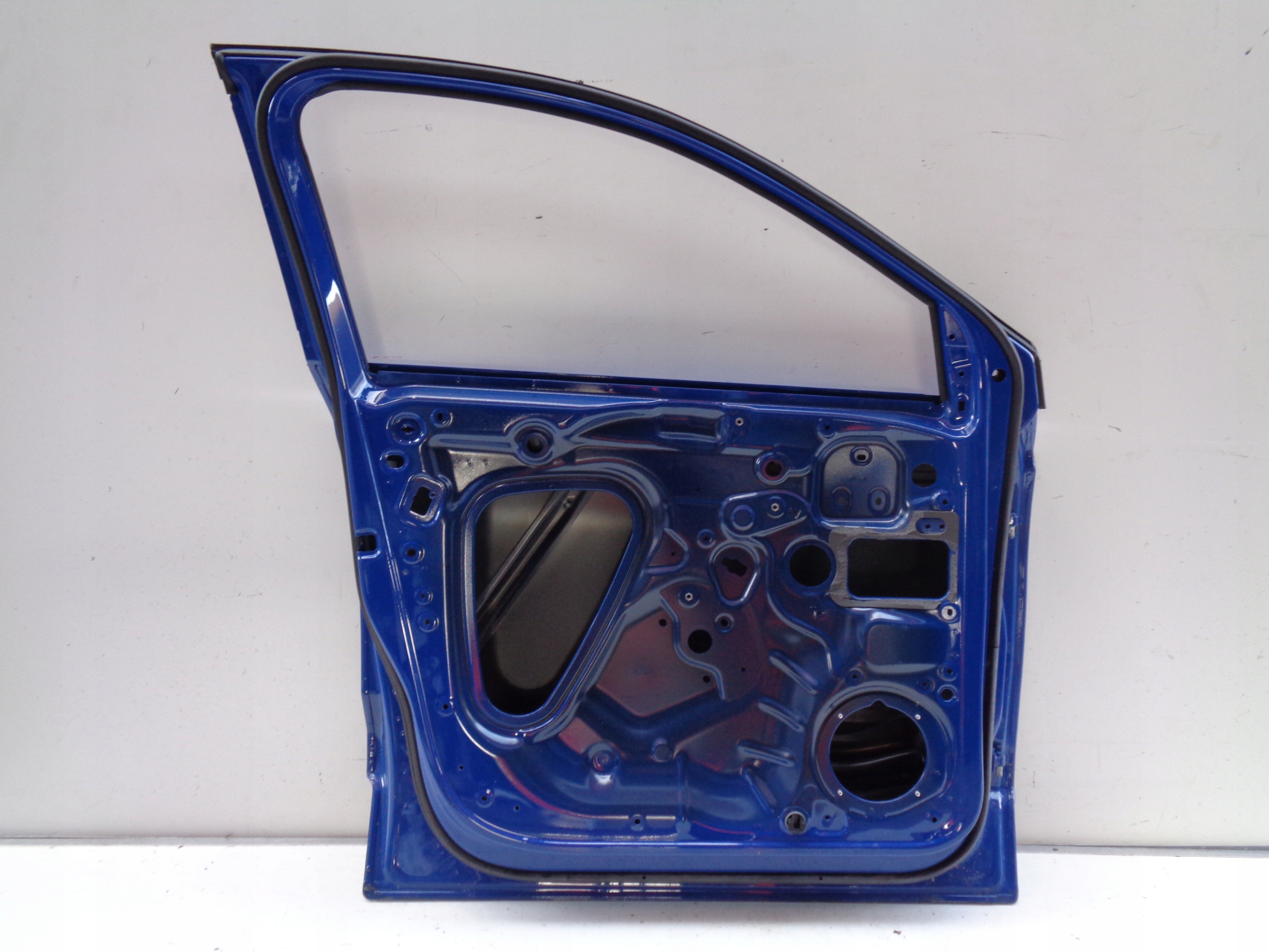 LAVE PREDNE DVERE SEAT ATECA 575 16- NR 37379