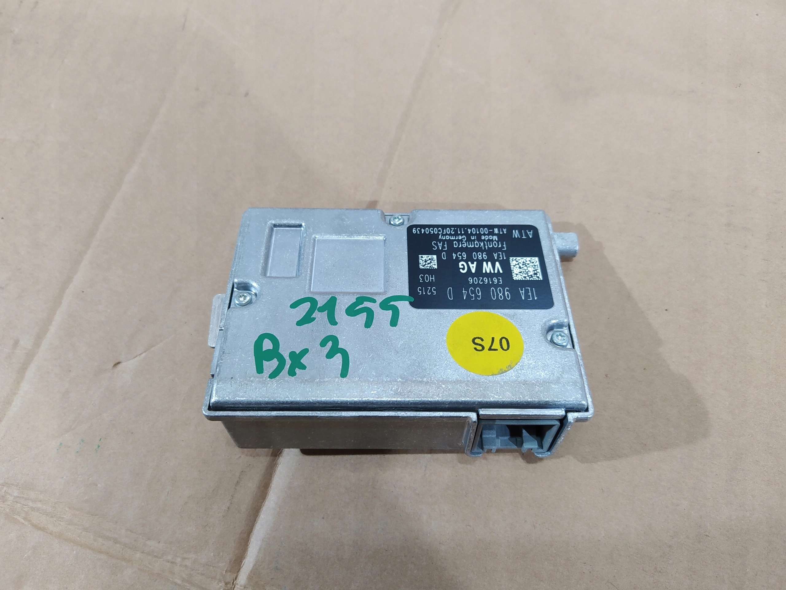 ASISTENT ZMENY JAZDNEHO PRUHU VW PASSAT 1EA980654D