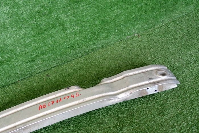 AUDI A6 C7 11- VYSTUHA PREDNEHO NARAZNIKA