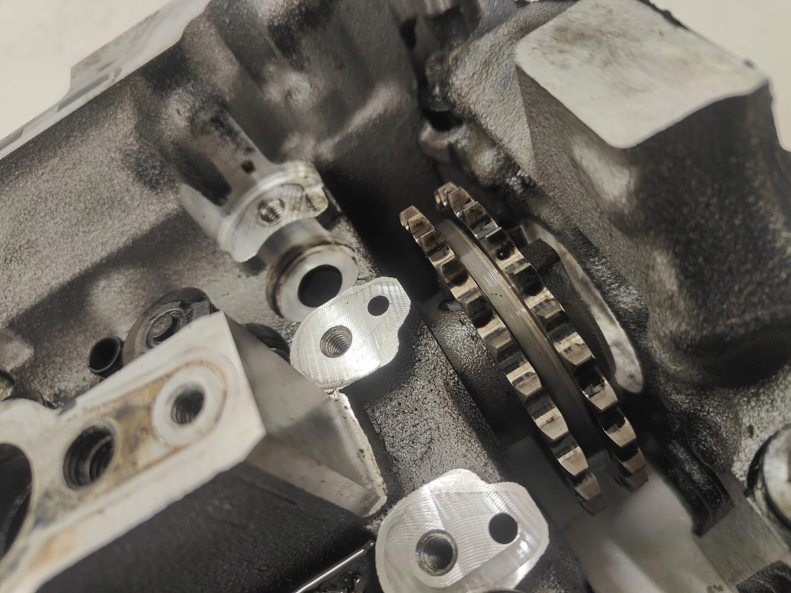 MERCEDES w204 w211 w209 2.2 diesel om646 A6460100820 HLAVA MOTORA VAČKY