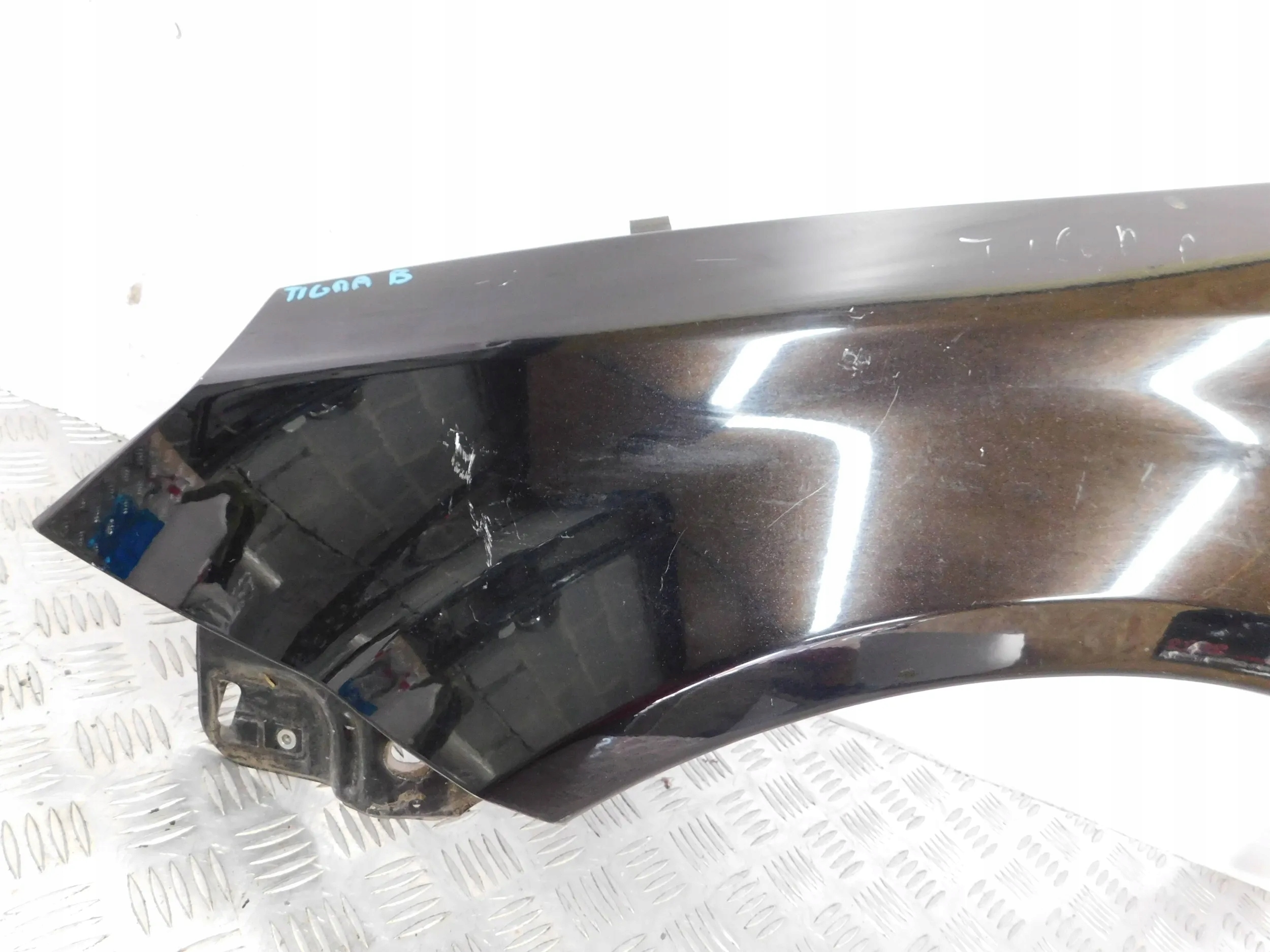 BLATNIK PREDNÝ LAVY OPEL TIGRA B