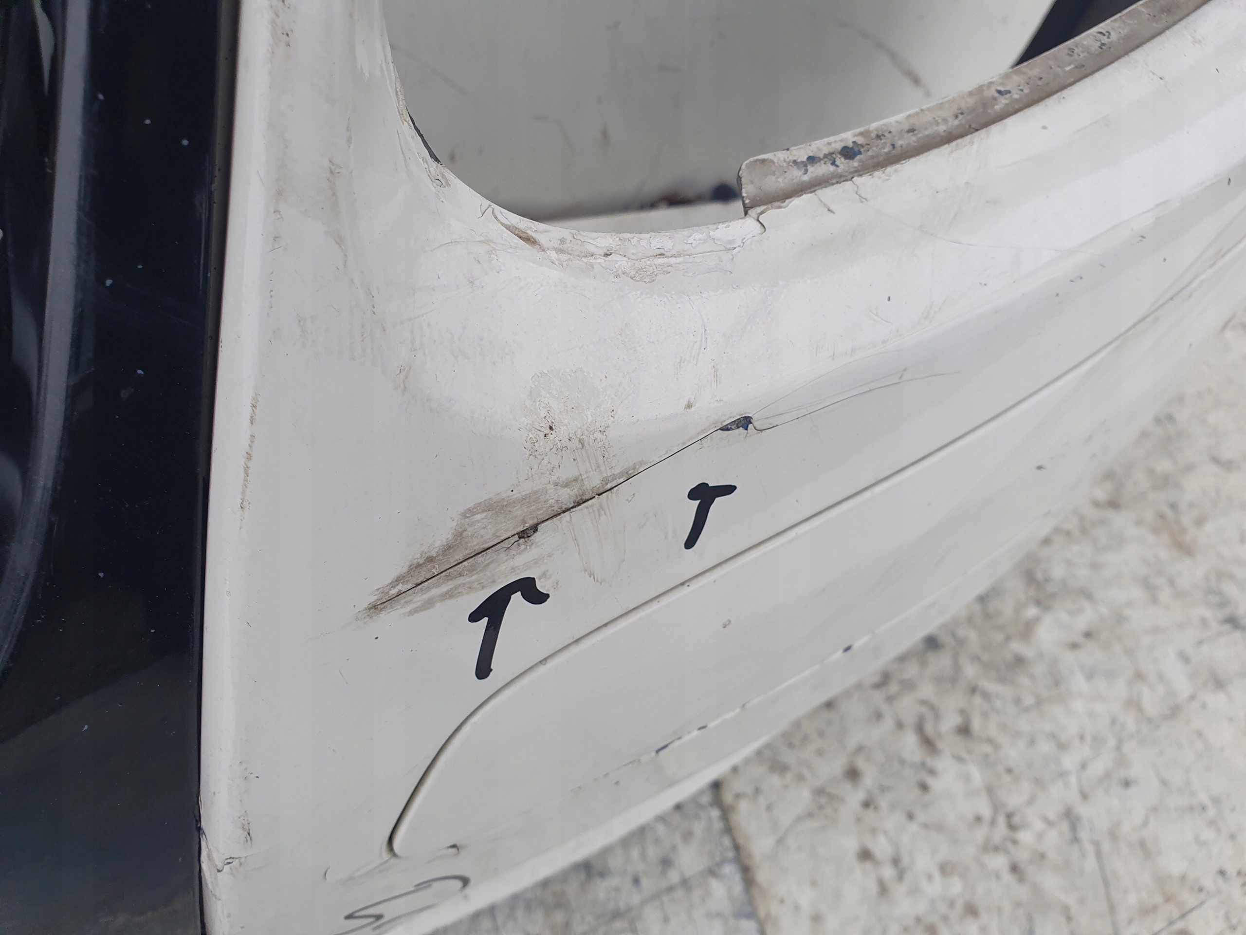 VW GOLF 5 V GTI PREDNÝ NÁRAZNÍK
