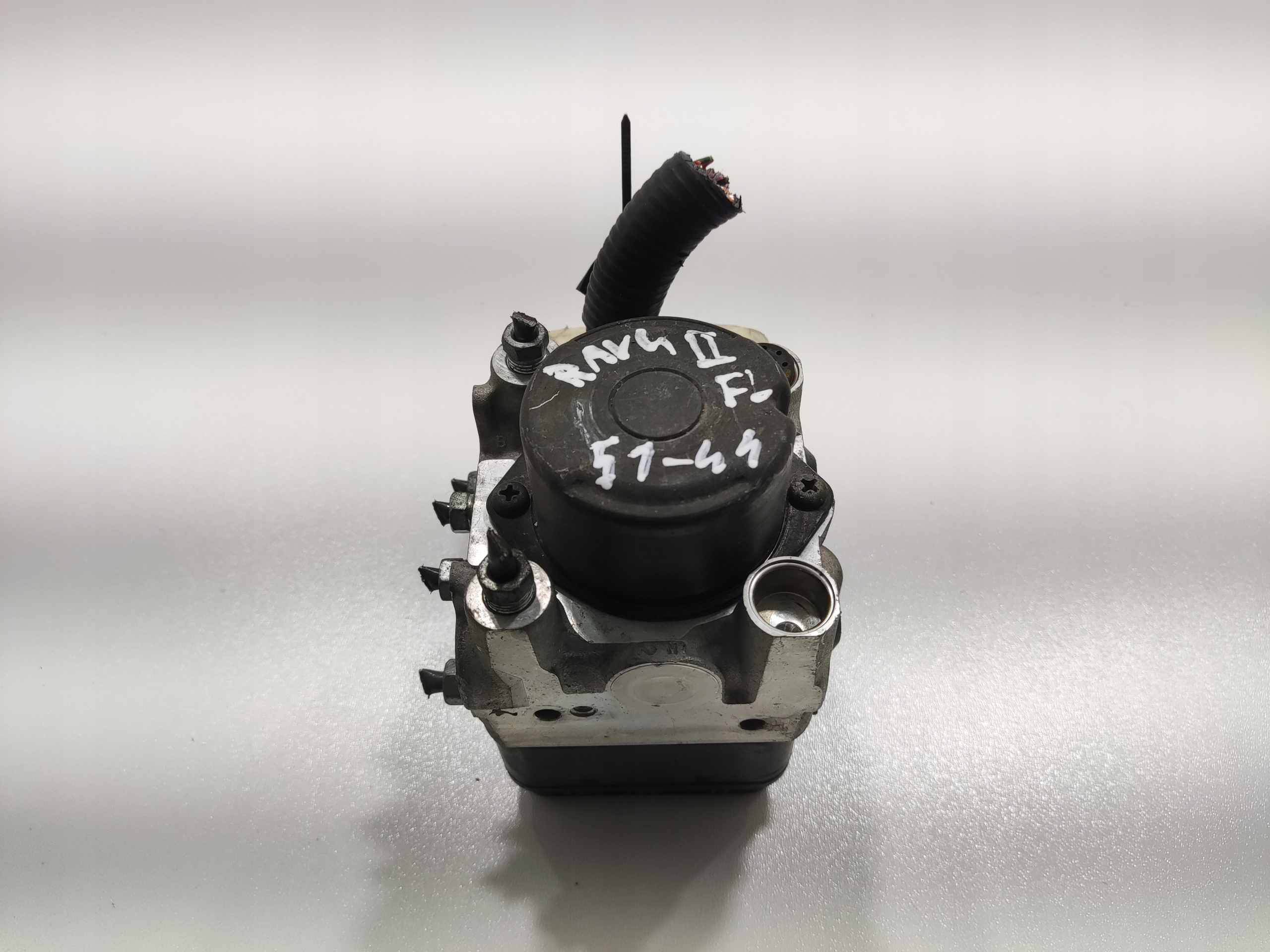 RIADIACA JEDNOTKA KOCKA ABS TOYOTA RAV4 II 2003-2005 LIFT 44510-42080 89541-42050