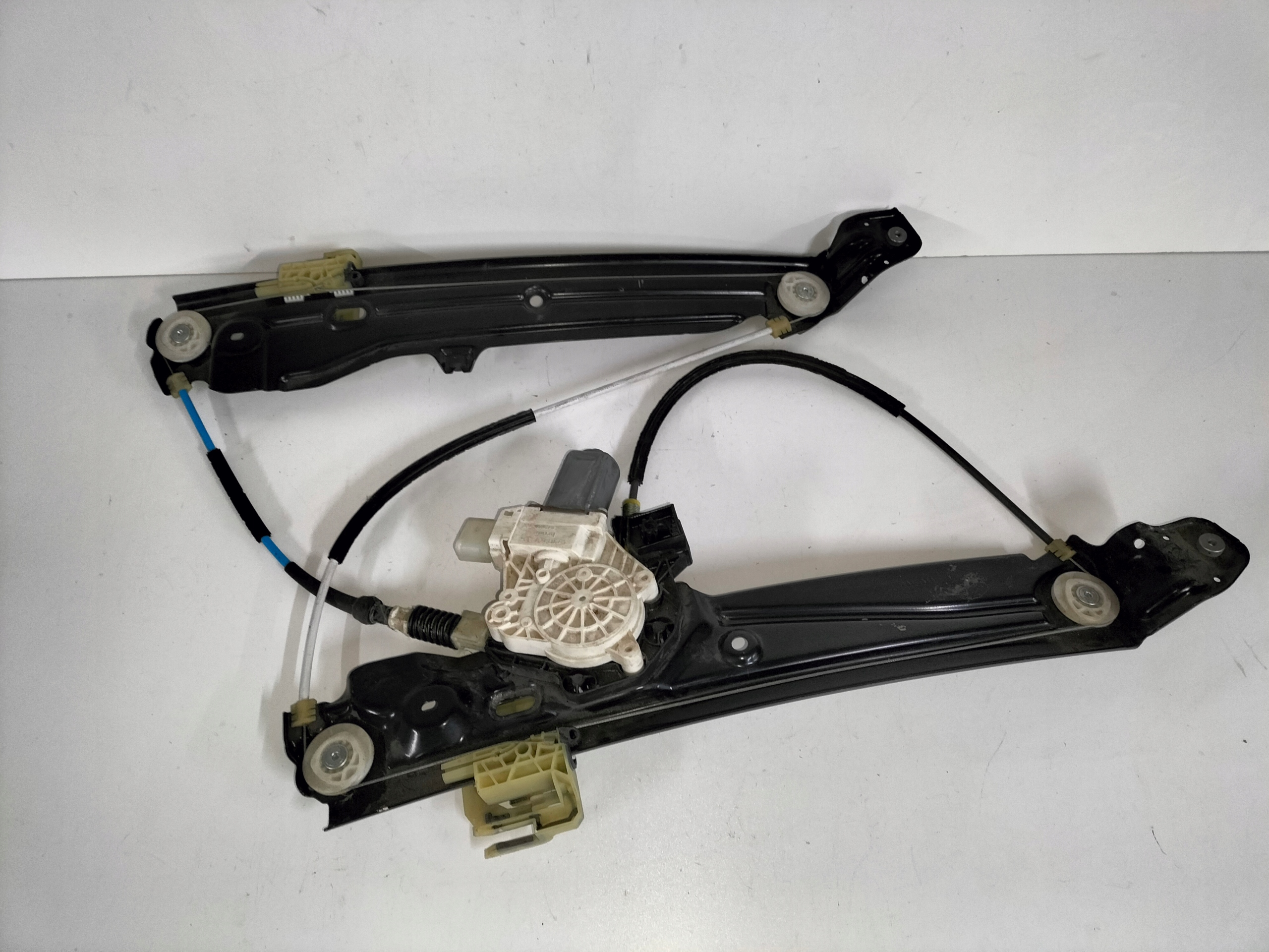 ĽAVE PREDNÉ SŤAHOVANIE OKNA BMW 5 F10 F11 10-