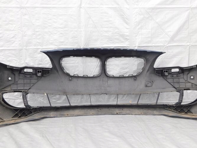 BMW F10 F11 5 09-13 PREDNÝ NÁRAZNÍK