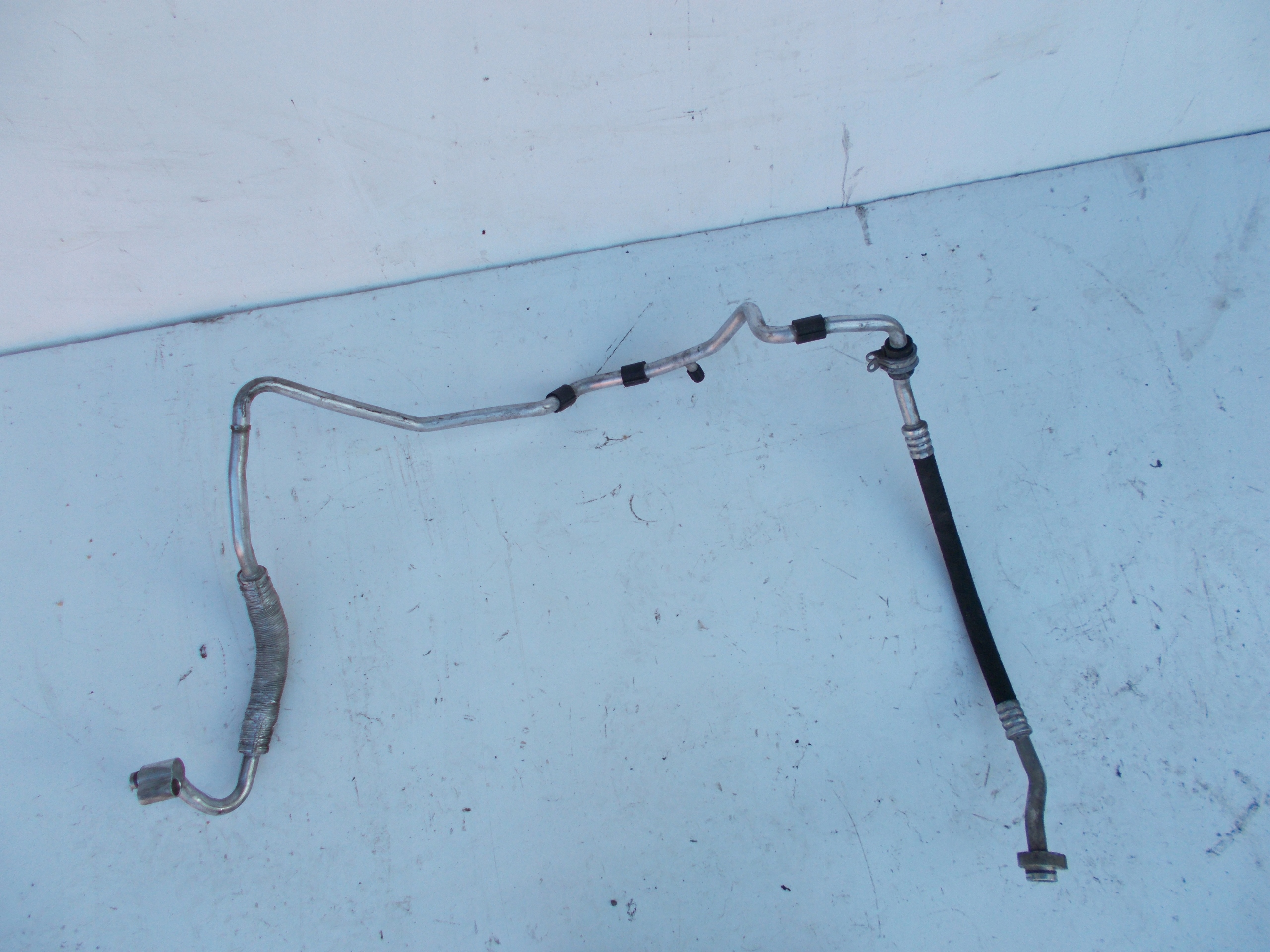 HADICA TRUBKA KLIMATIZACIE 3C0820743BS VW PASSAT B6