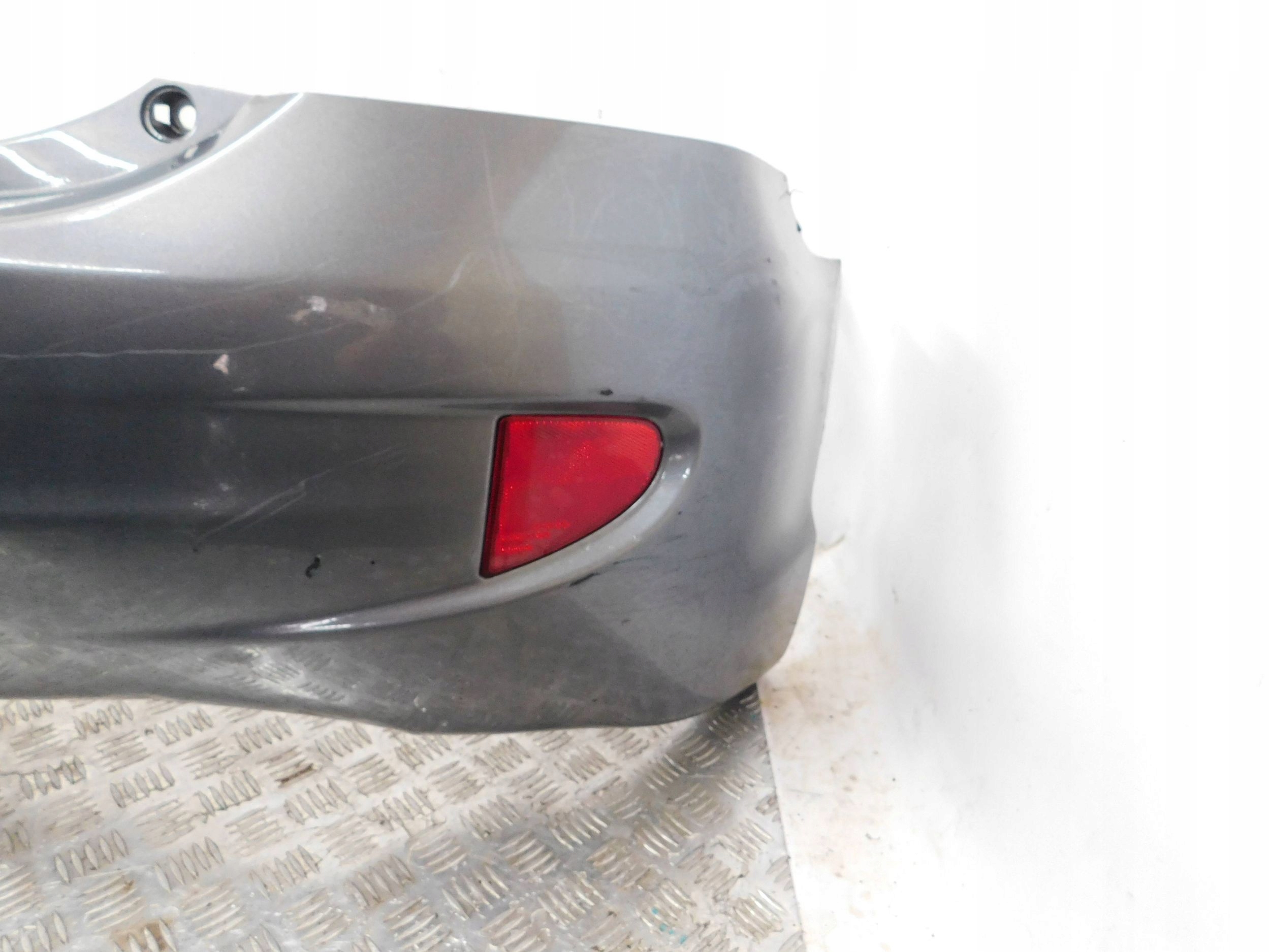 ZADNÝ NÁRAZNÍK HONDA CIVIC VII 5D HB LIFT 04-