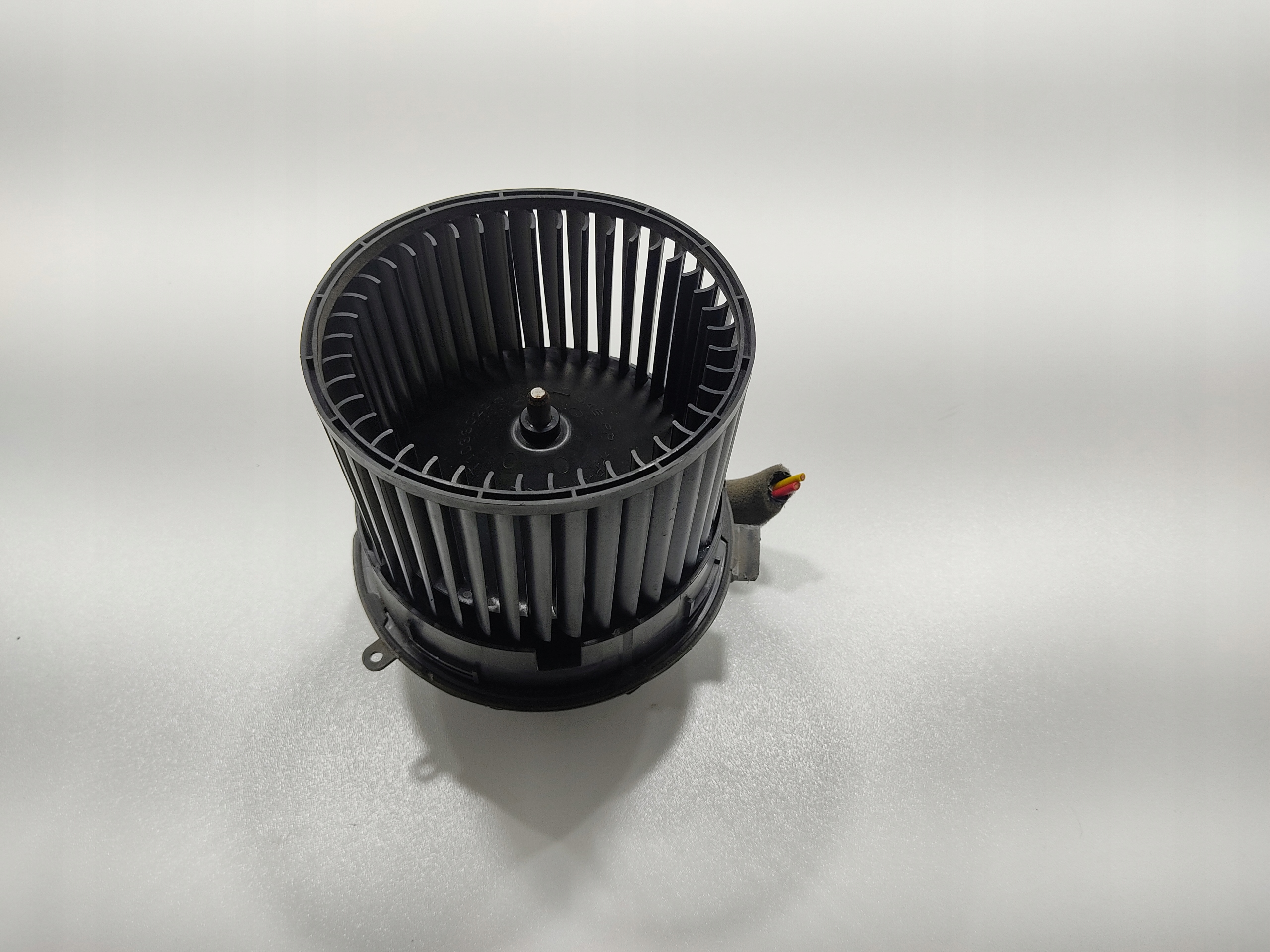 MOTORČEK KÚRENIA E-NV200 2014-21 EUROPA