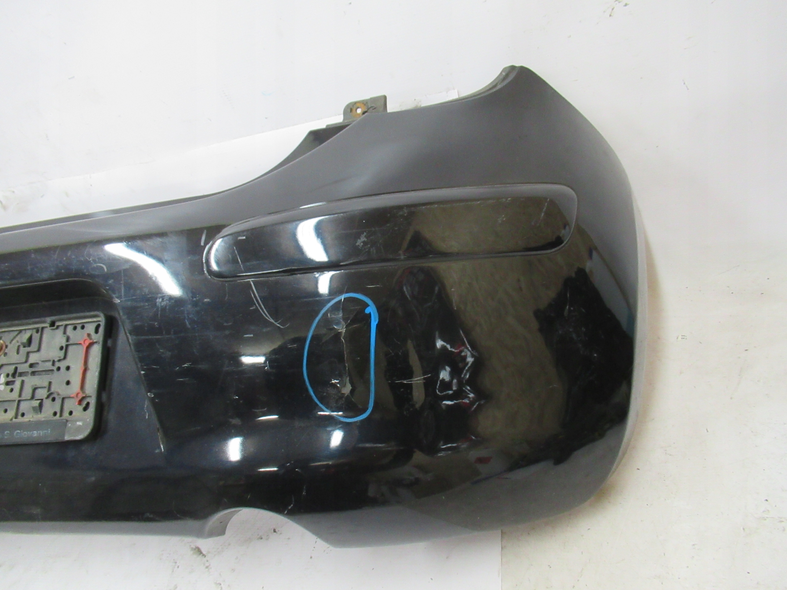 ZADNÝ NÁRAZNÍK NISSAN MICRA K13