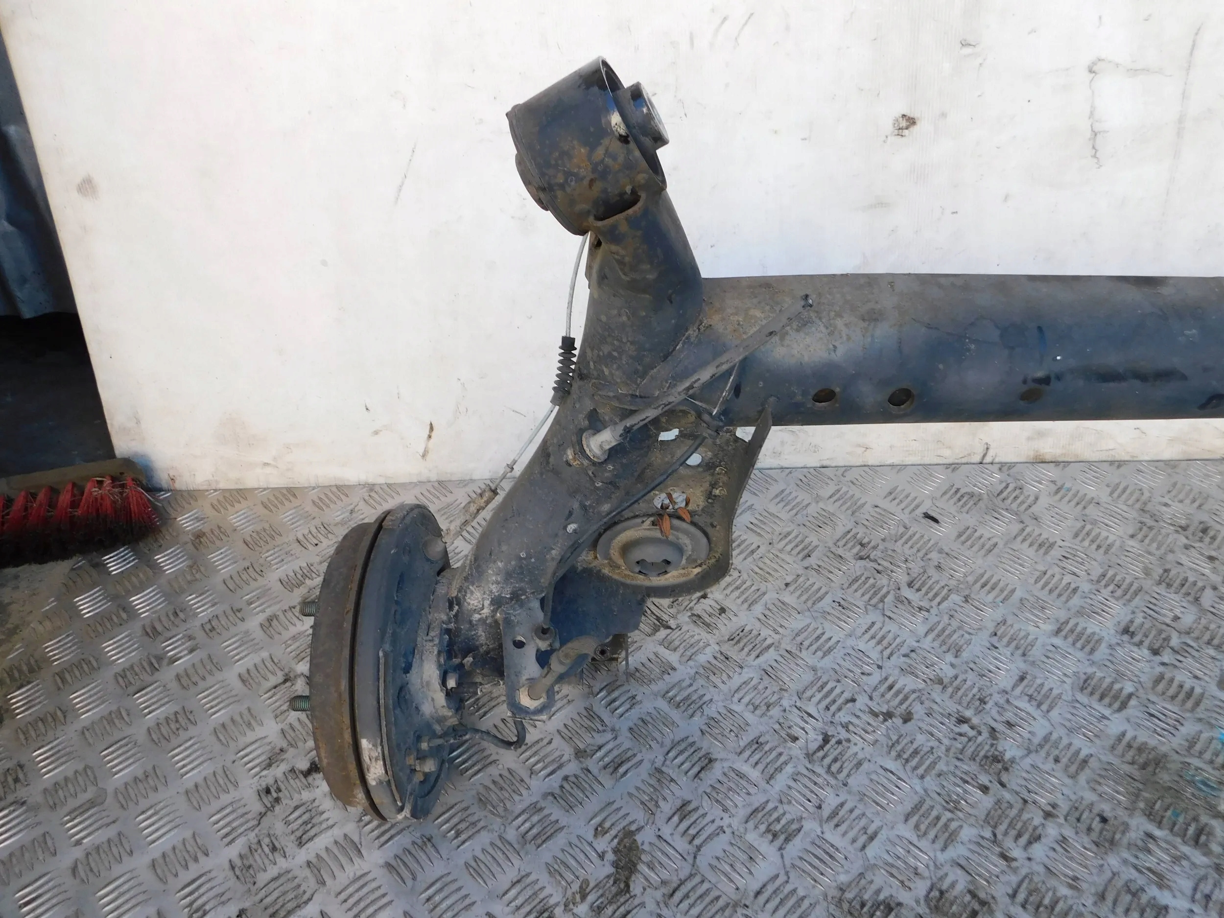 ZADNA NAPRAVA MAZDA 2 DE 07-