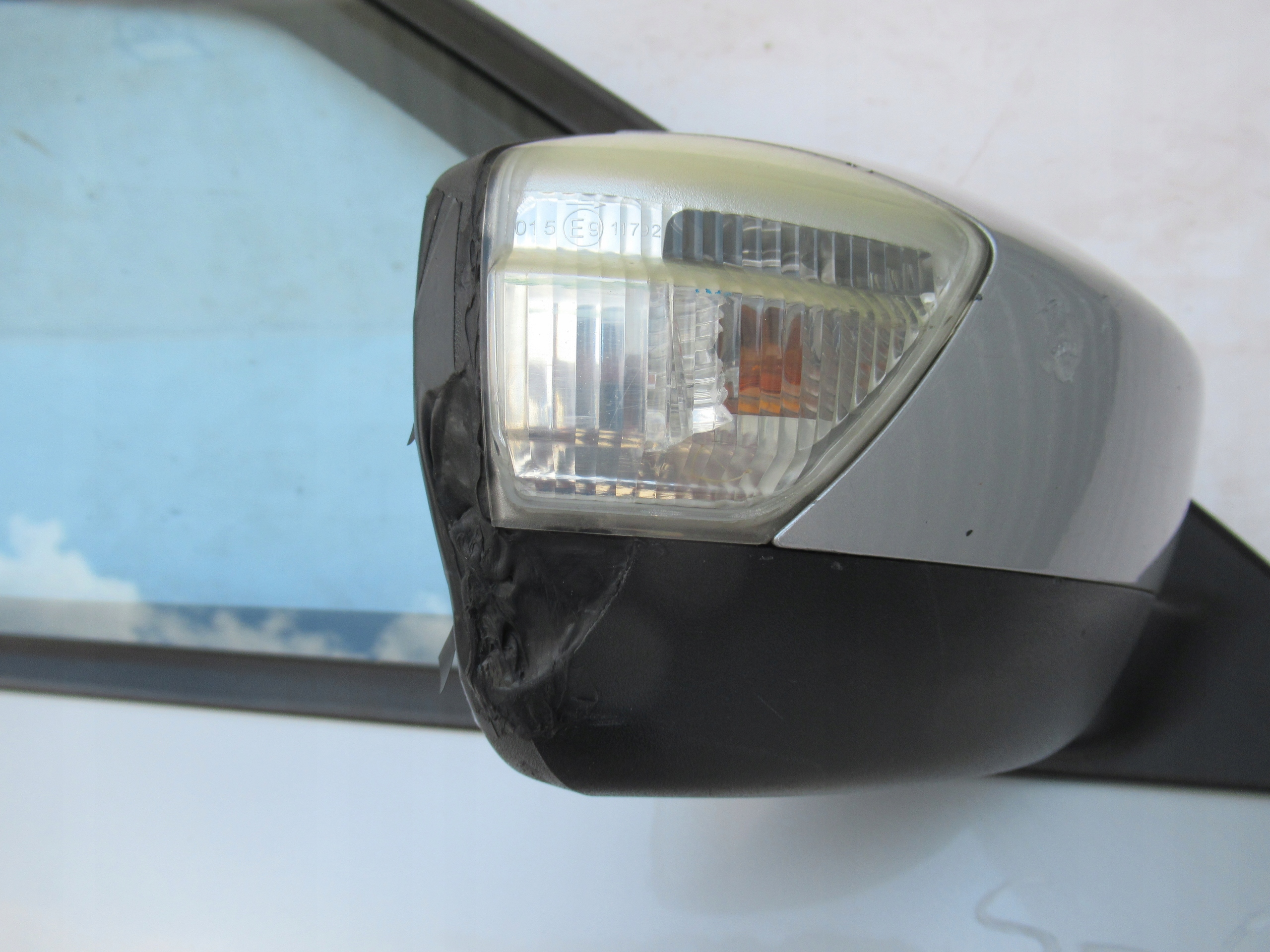 PRAVÉ PREDNÉ DVERE FORD S-MAX 06-