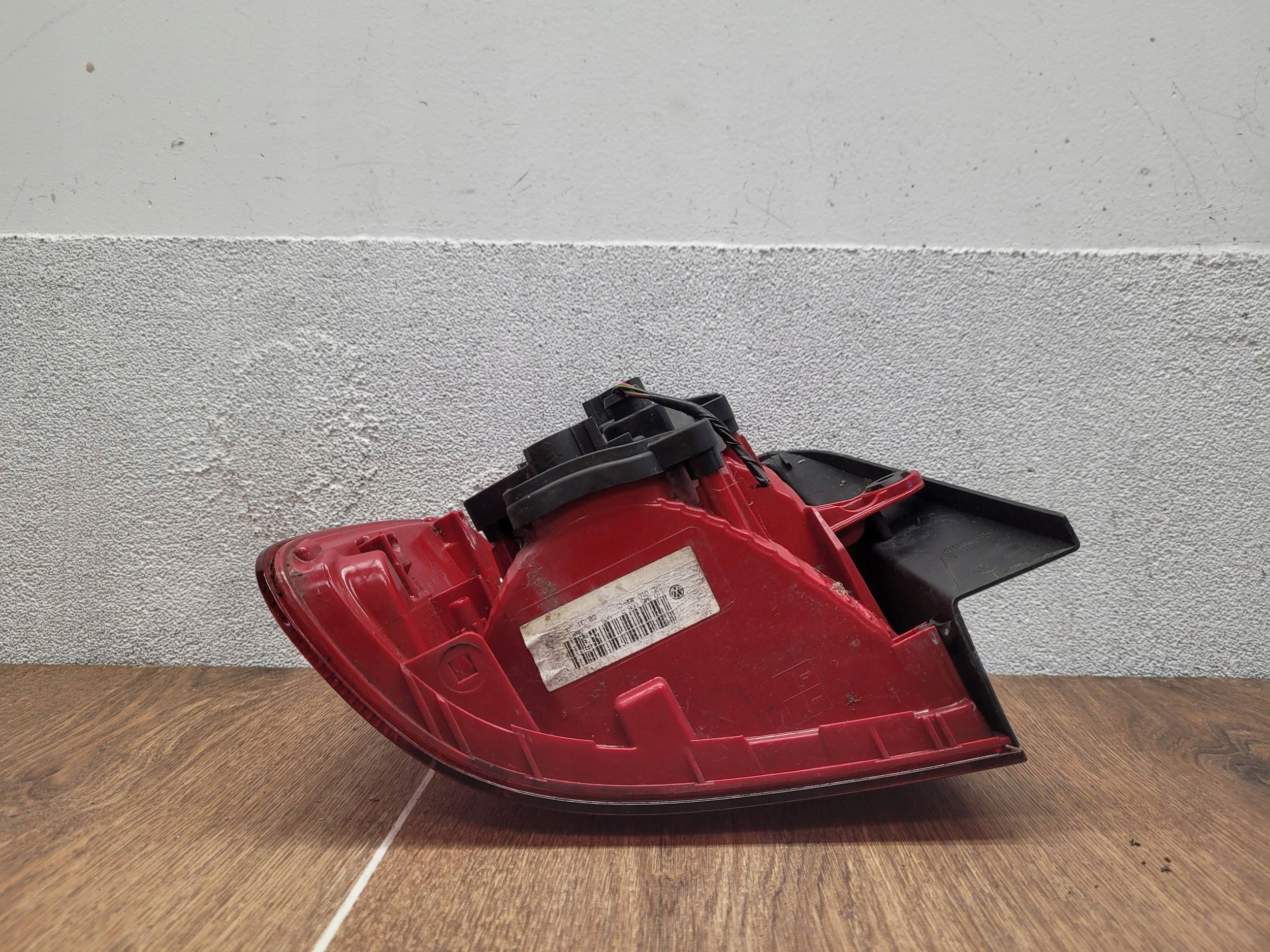 Vw Touran LIFT 010-015 1T0945096R PRAVE ZADNE SVETLO