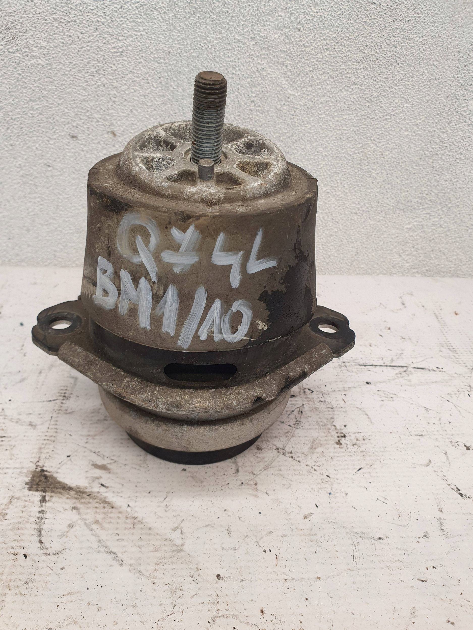 Audi Q7 4L 3.0 tdi 7L8199131A SILENBLOK DRZIAK MOTORA LAVY