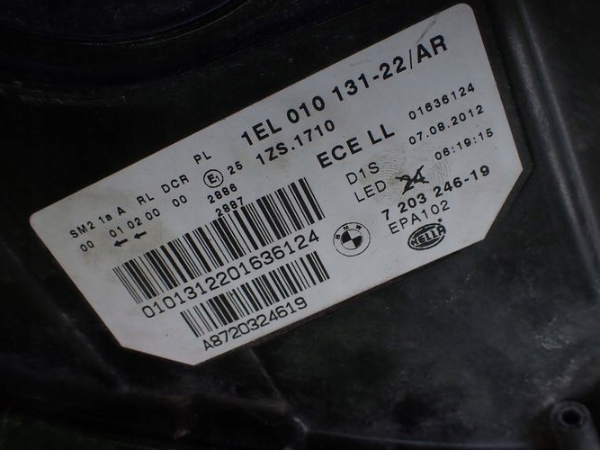 BMW F10 F11 5 BI XENON 09-13 PRAVE PREDNE SVETLO