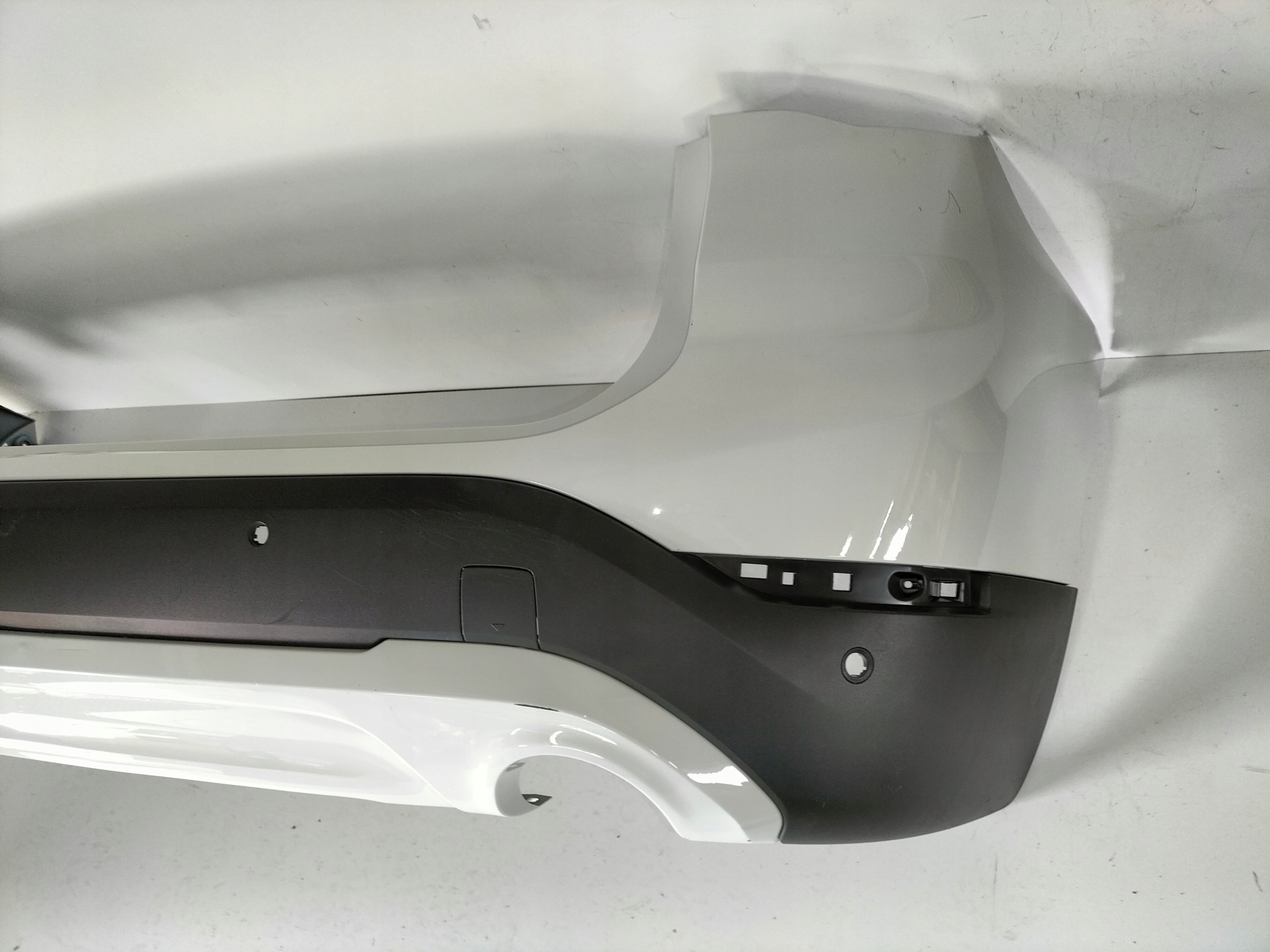 ZADNÝ NÁRAZNÍK BMW X1 F48 15-