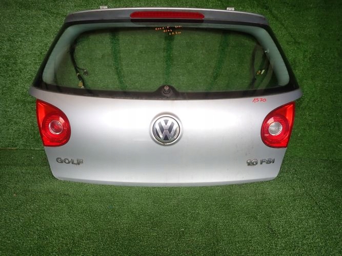 VW GOLF V HB ZADNÁ KAPOTA