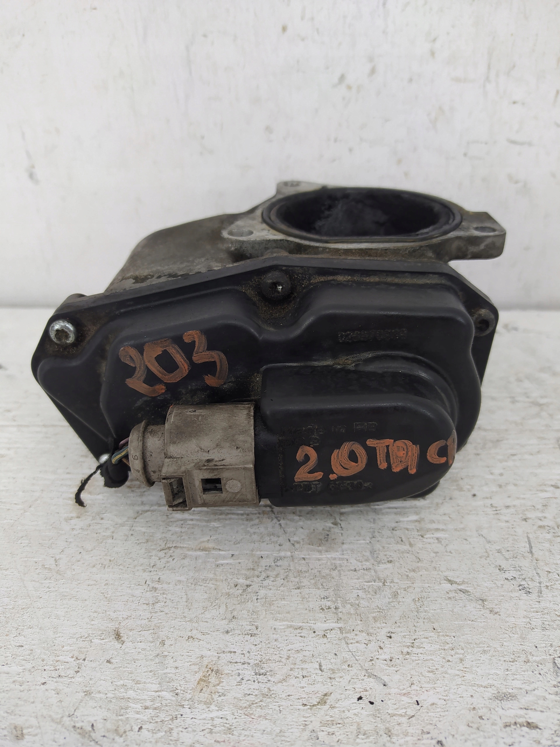 VW PASSAT B7 2.0 TDI EGR VENTIL 03L131501D