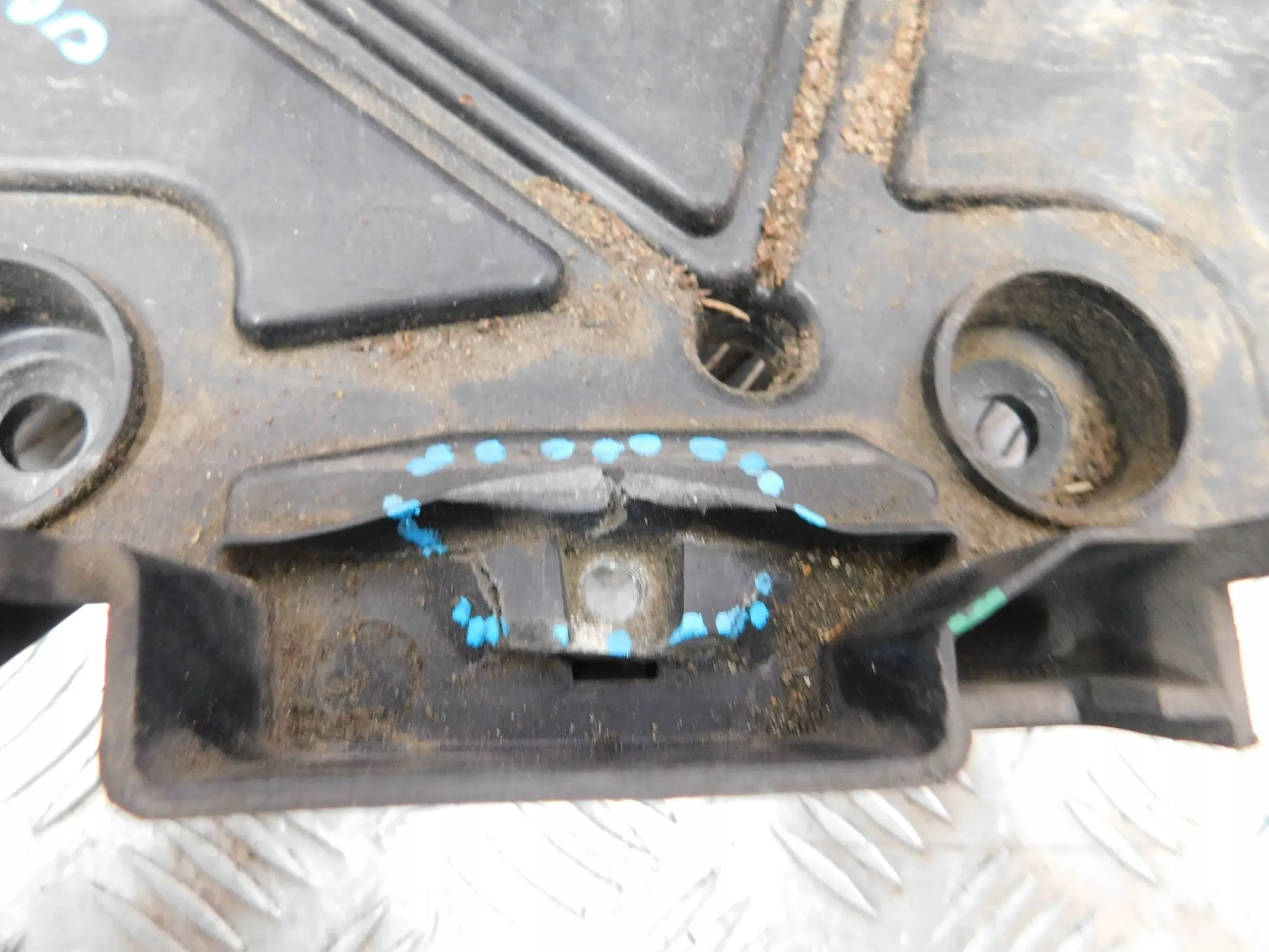DRZIAK AUTOBATERIE RENAULT KANGOO II 08-