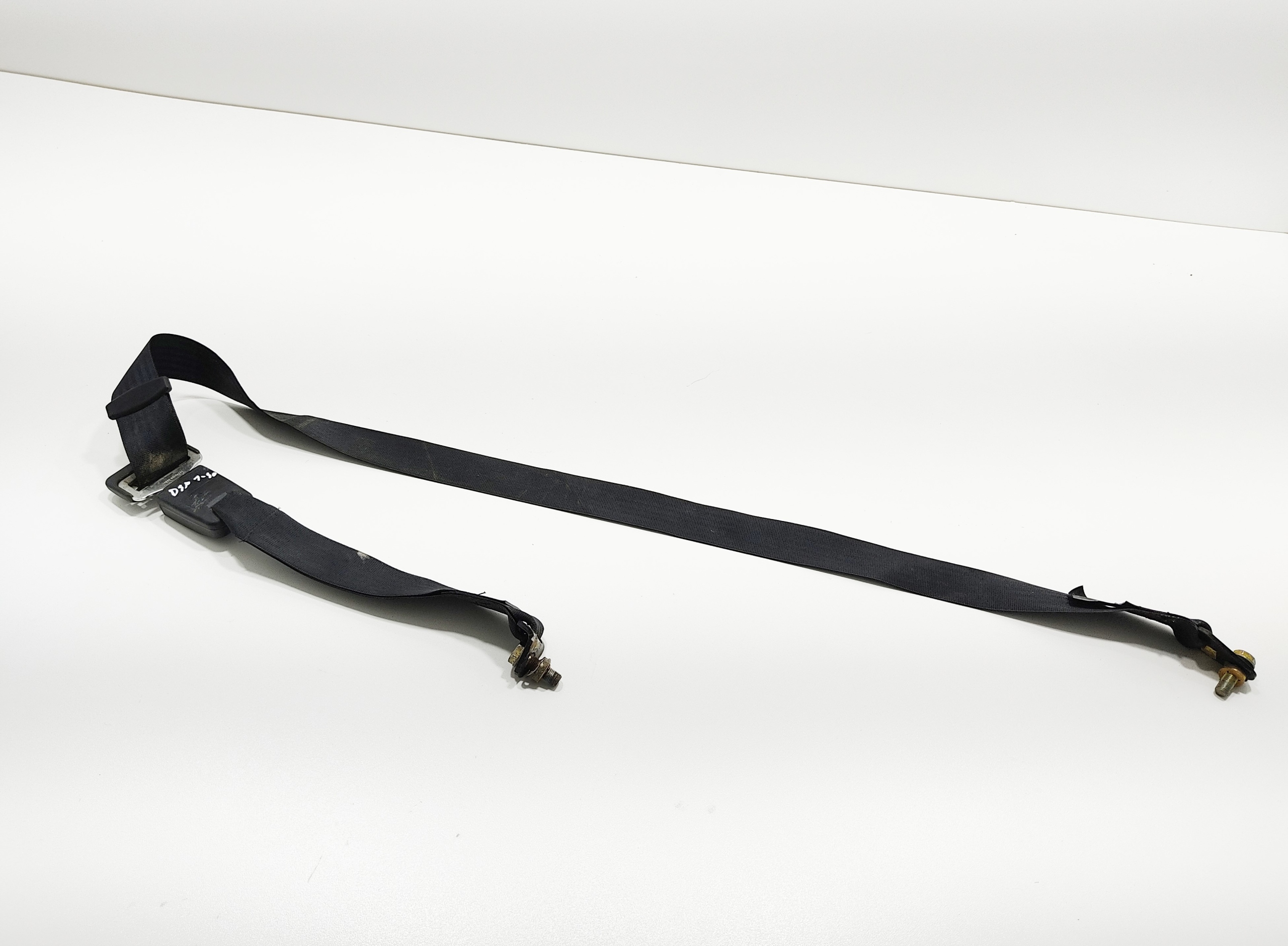 ZADNÝ BEDROVÝ BEZPEČNOSTNÝ PÁS LAND ROVER DEFENDER BTR 9626 BTR9626