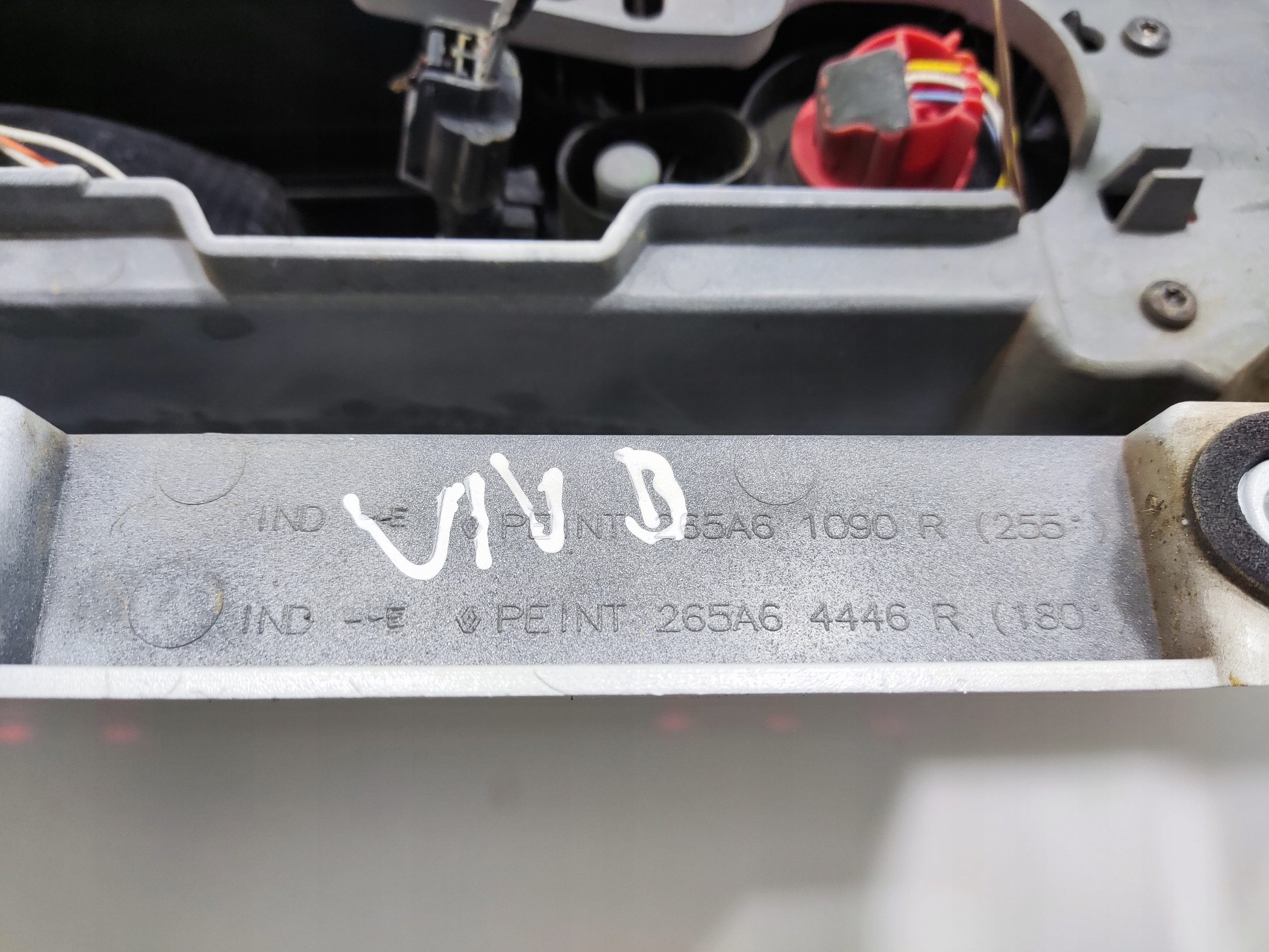 LAVE ZADNE SVETLO TRAFIC III VIVARO B TALENTO 265A61090R 2014-2019