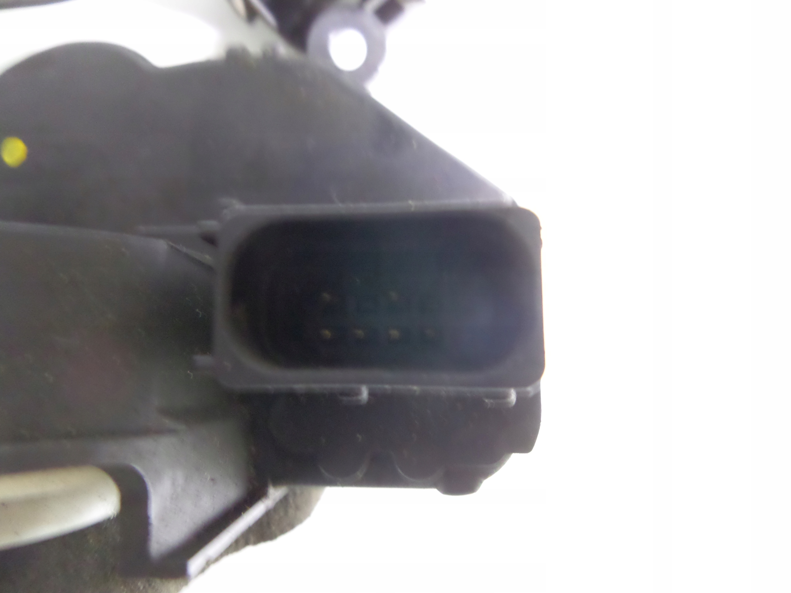 ZAMOK PRAVYCH ZADNYCH DVERI OPEL INSIGNIA A 08-