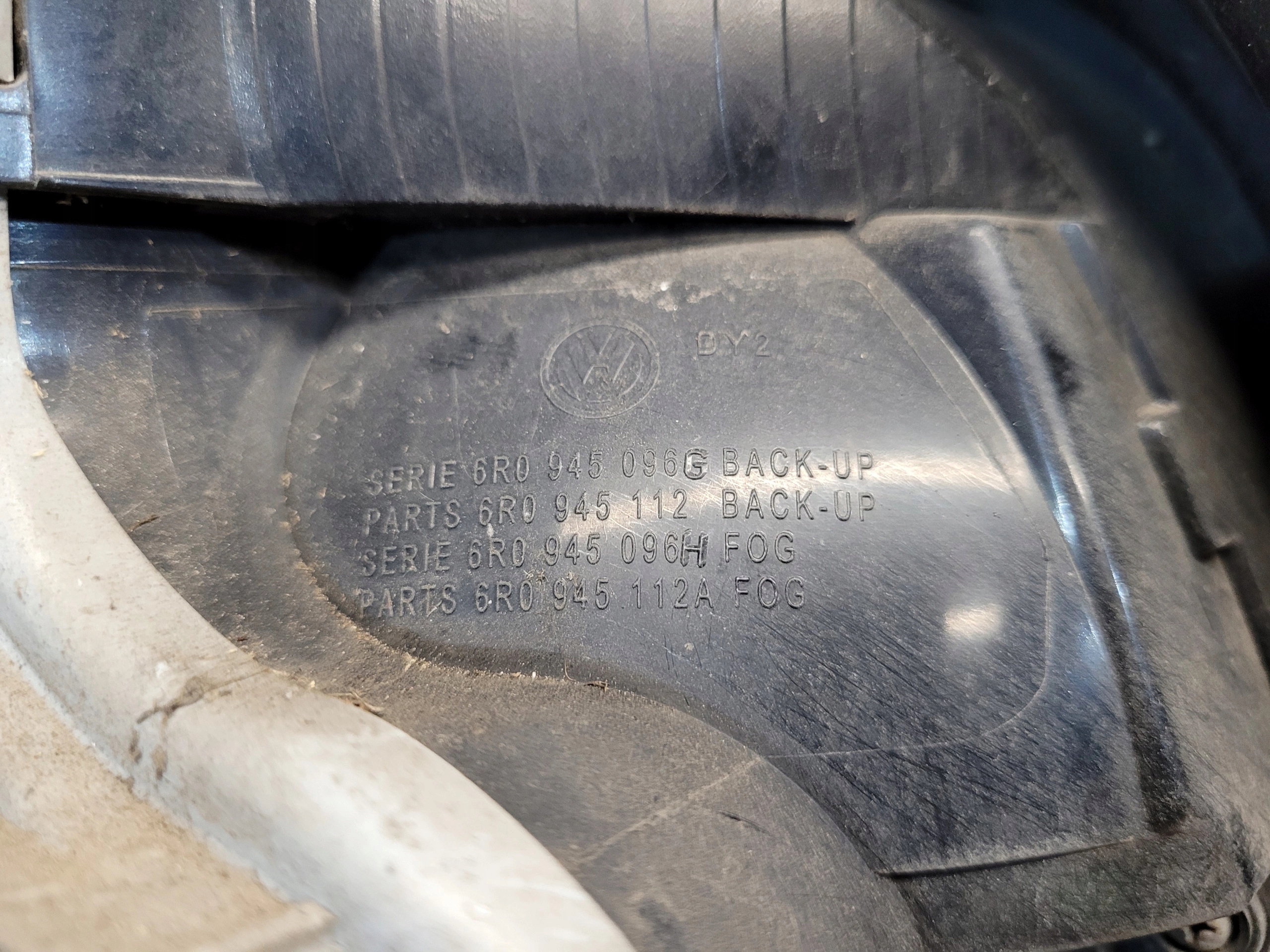 VW POLO 6R PRAVE ZADNE SVETLO 6R0945096G