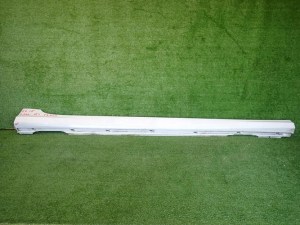 AUDI A6 C8 S-LINE 18- PRAVA PRAHOVA LISTA 4K0853856A AUDI A6 C8 S-LINE 18- PRAVA PRAHOVA LISTA 4K0853856A