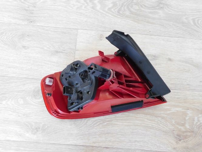 AUDI A4 SEDAN 08- PRAVE ZADNE SVETLO