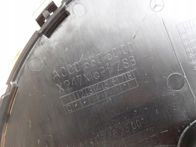 MERCEDES A0008806000 ZNAK