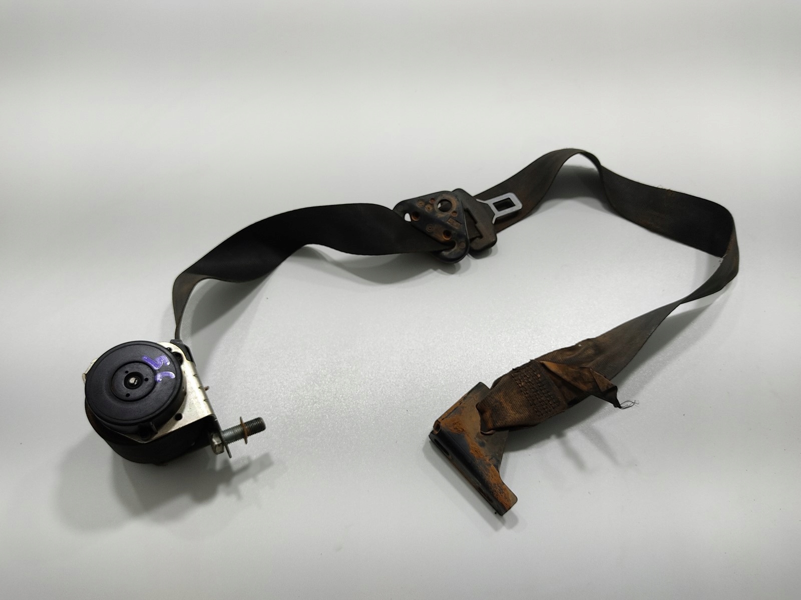 LAVY PREDNY BEZPECNOSTNY PÁS DEFENDER 608855000B 2007-14
