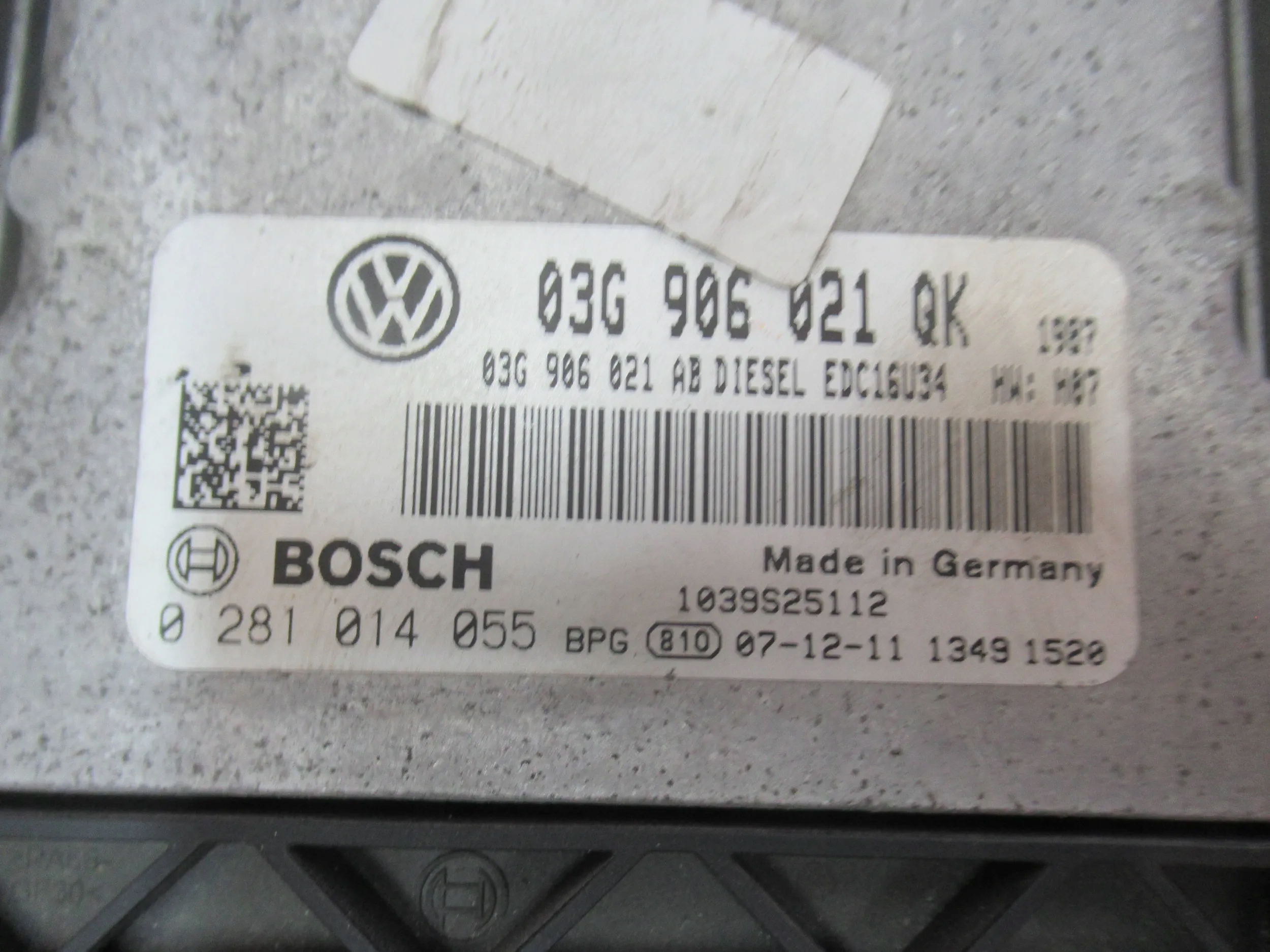 RIADIACA JEDNOTKA MOTORA 1.9 TDI VW GOLF V