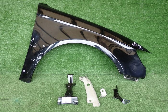 AUDI A3 8V LIFT 16- PRAVY PREDNY BLATNIK